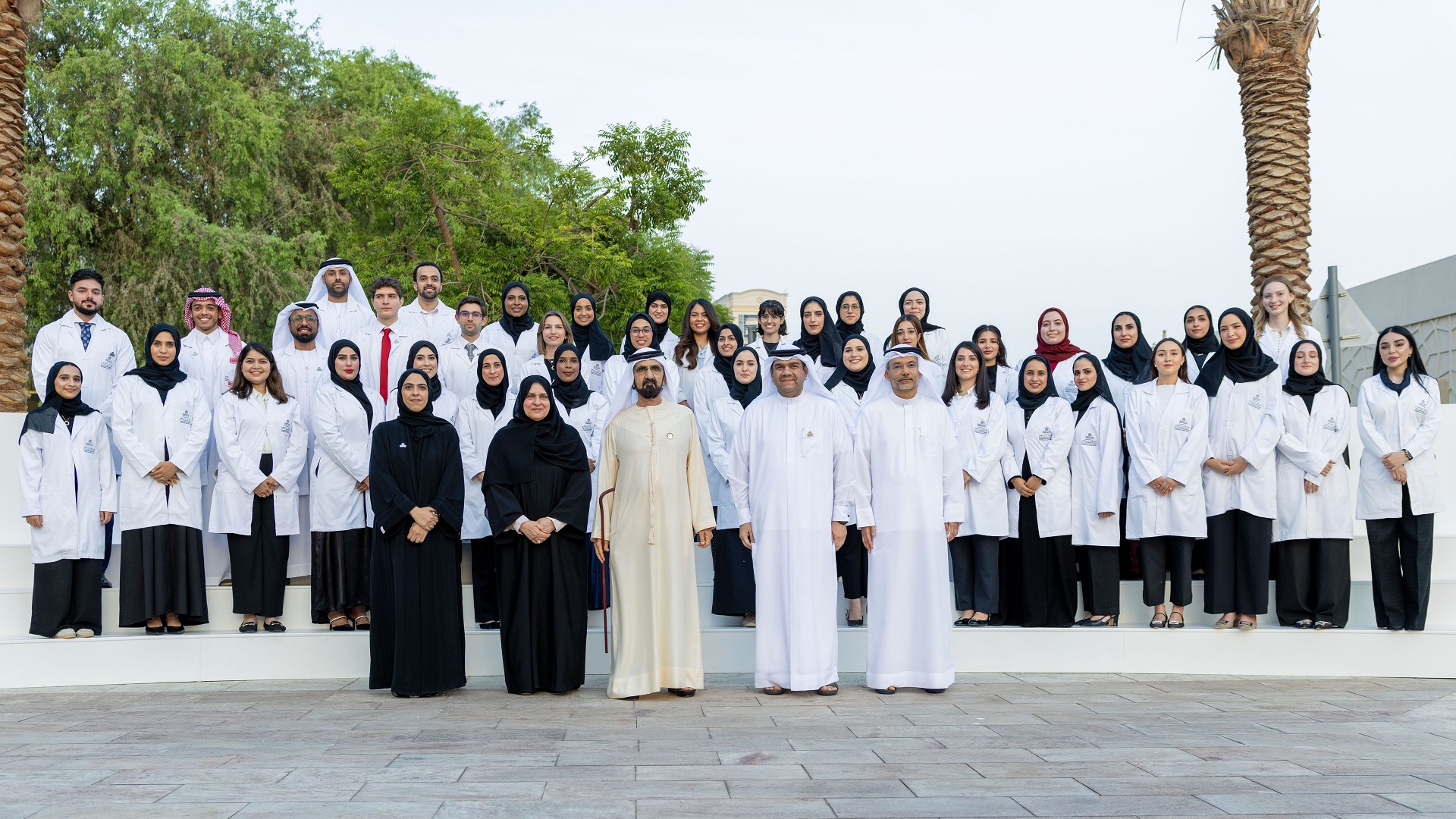 Mohammed bin Rashid meets top graduates of MBRU of Medicine 