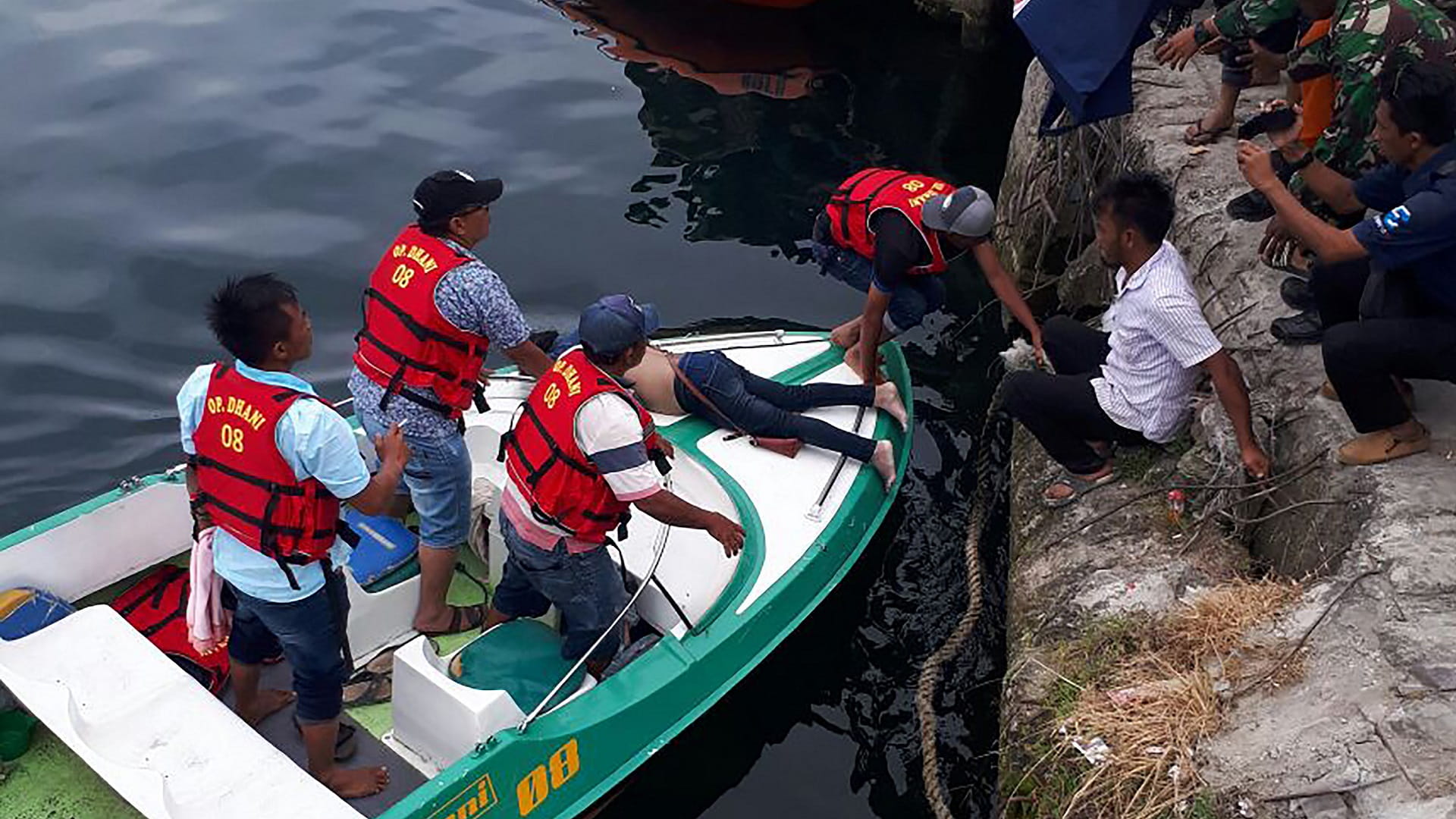 11 missing after boat capsizes in western Indonesia 
