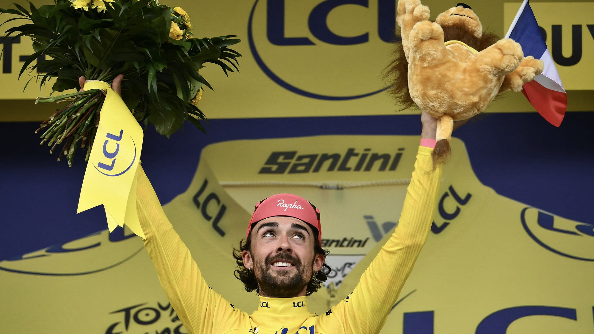 الإيرلندي بن هيلي يخطف صدارة الترتيب العام في طواف فرنسا 