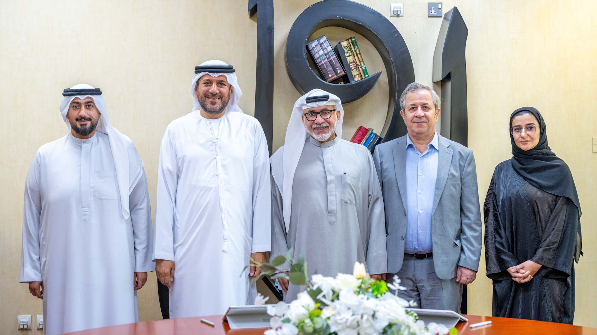 جامعة الشارقة و"سلطان العويس الثقافية" توقعان مذكرة لتعزيز التعاون  