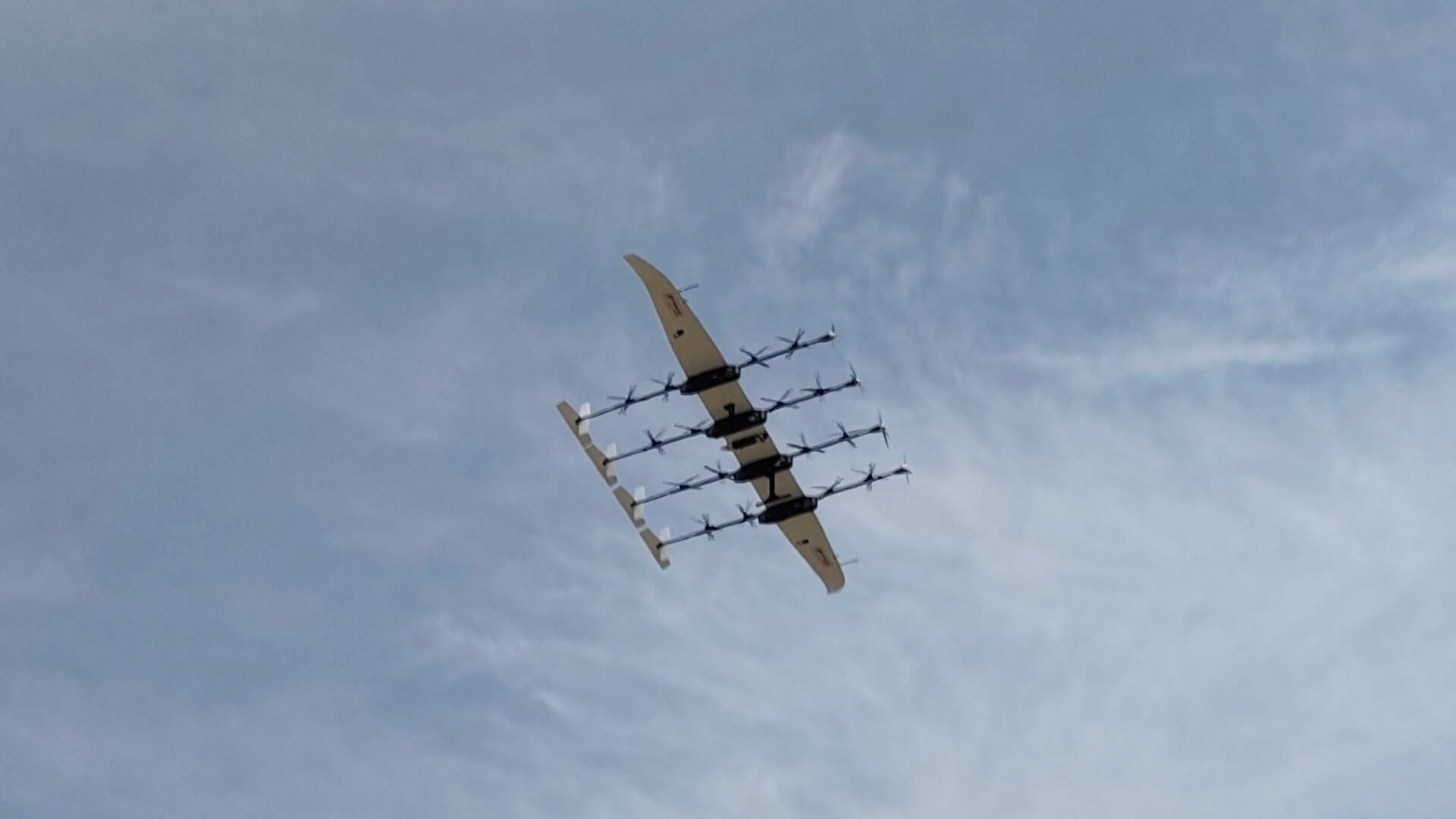 الصين تطلق أول مسار جوي منخفض بين جزر شرق الصين 