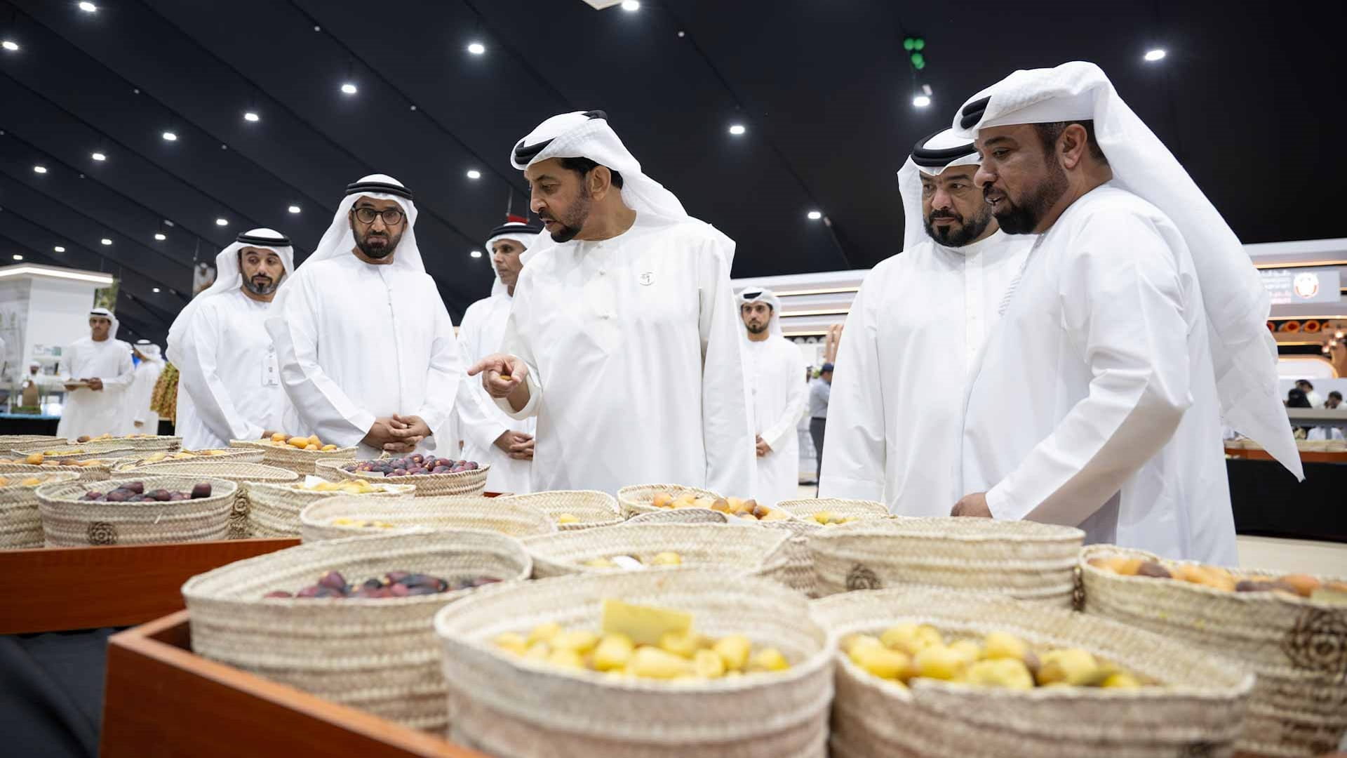 Hamdan bin Zayed visits 21st Liwa Date Festival 