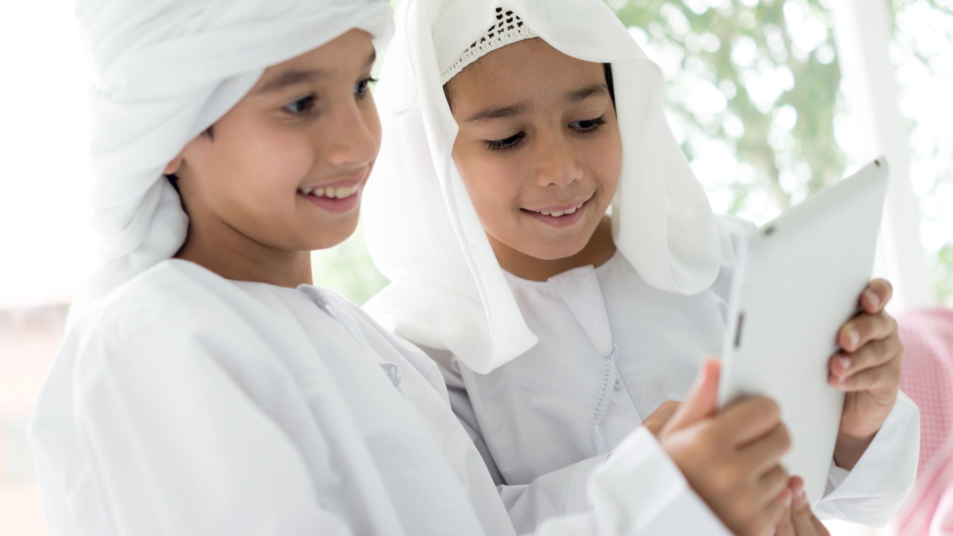 الشارقة تزرع بذور الابتكار وريادة الأعمال لدى الأطفال 