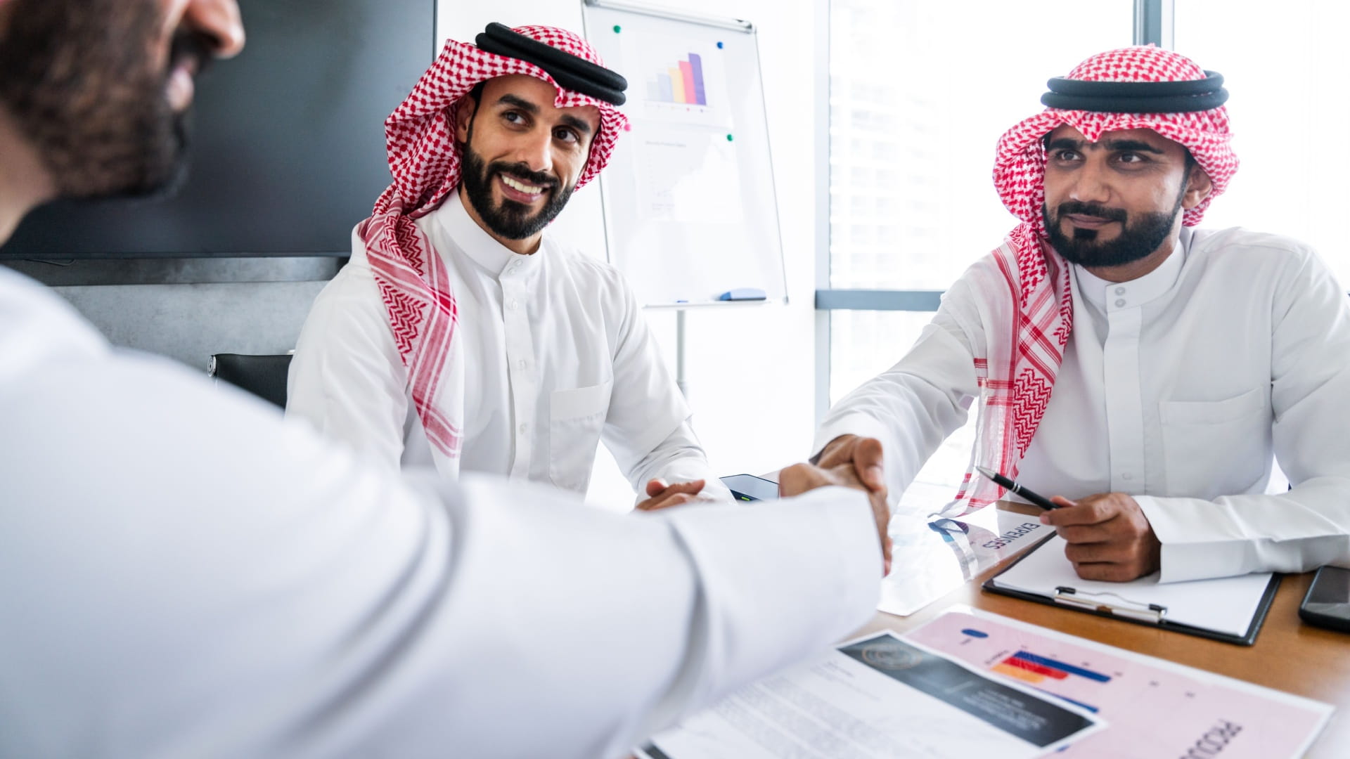 المدارس الحكومية في الشارقة تُقدّم نموذجاً ملهماً للتعليم المميز 