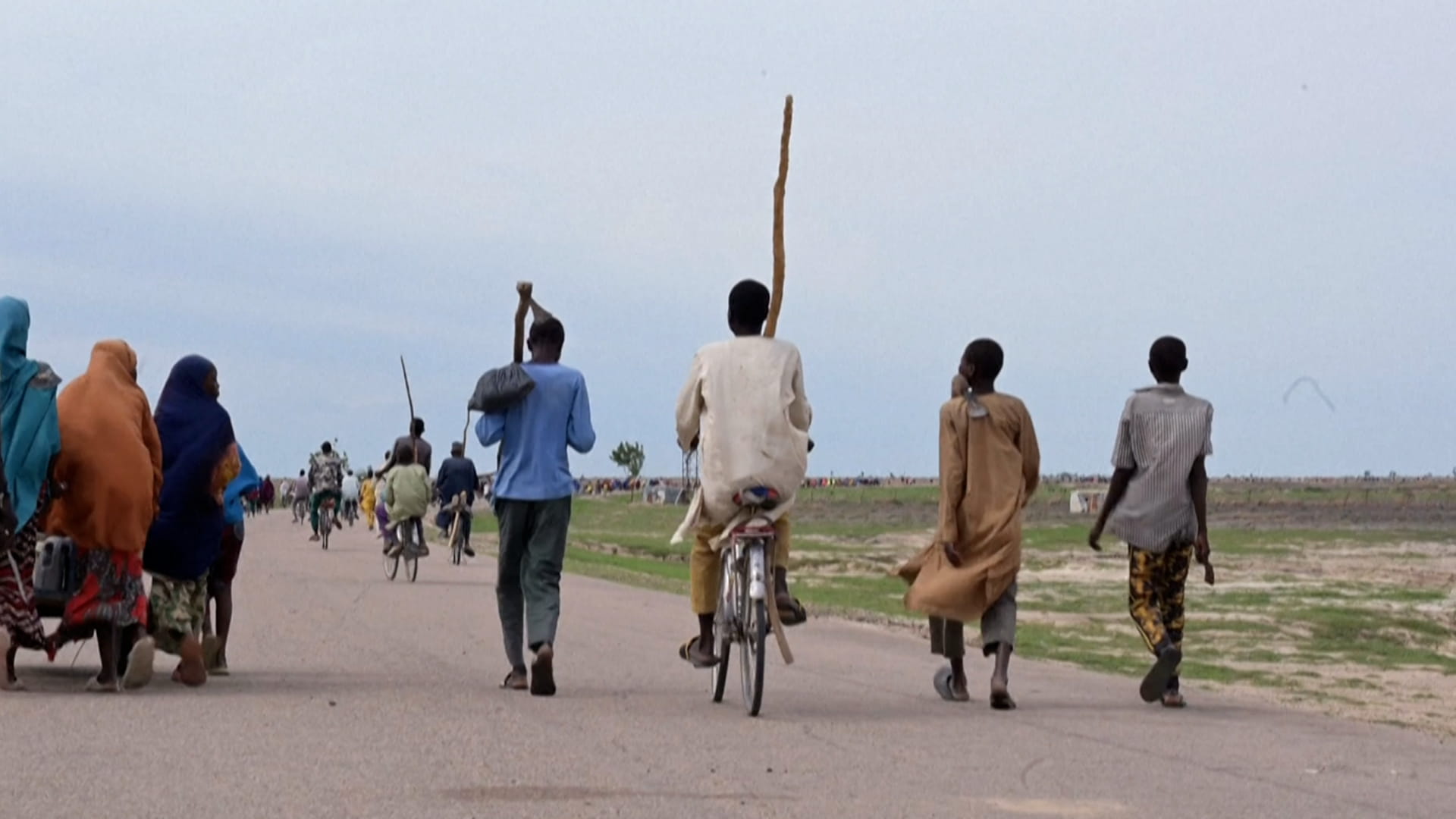 العنف والانهيار الاقتصادي يفاقمان مشكلة الجوع في نيجيريا 