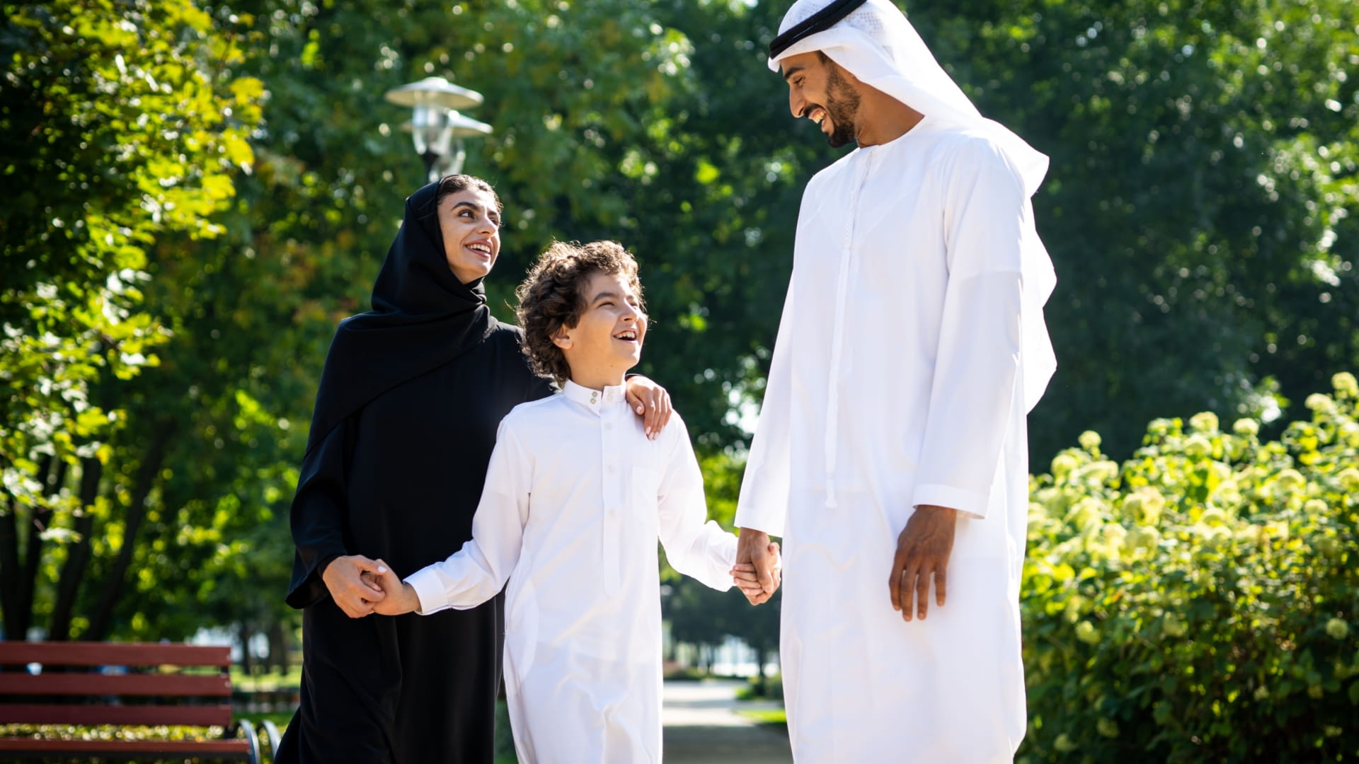 الشارقة تبني مجتمعاً قوياً من خلال دعم قيم الأسرة 