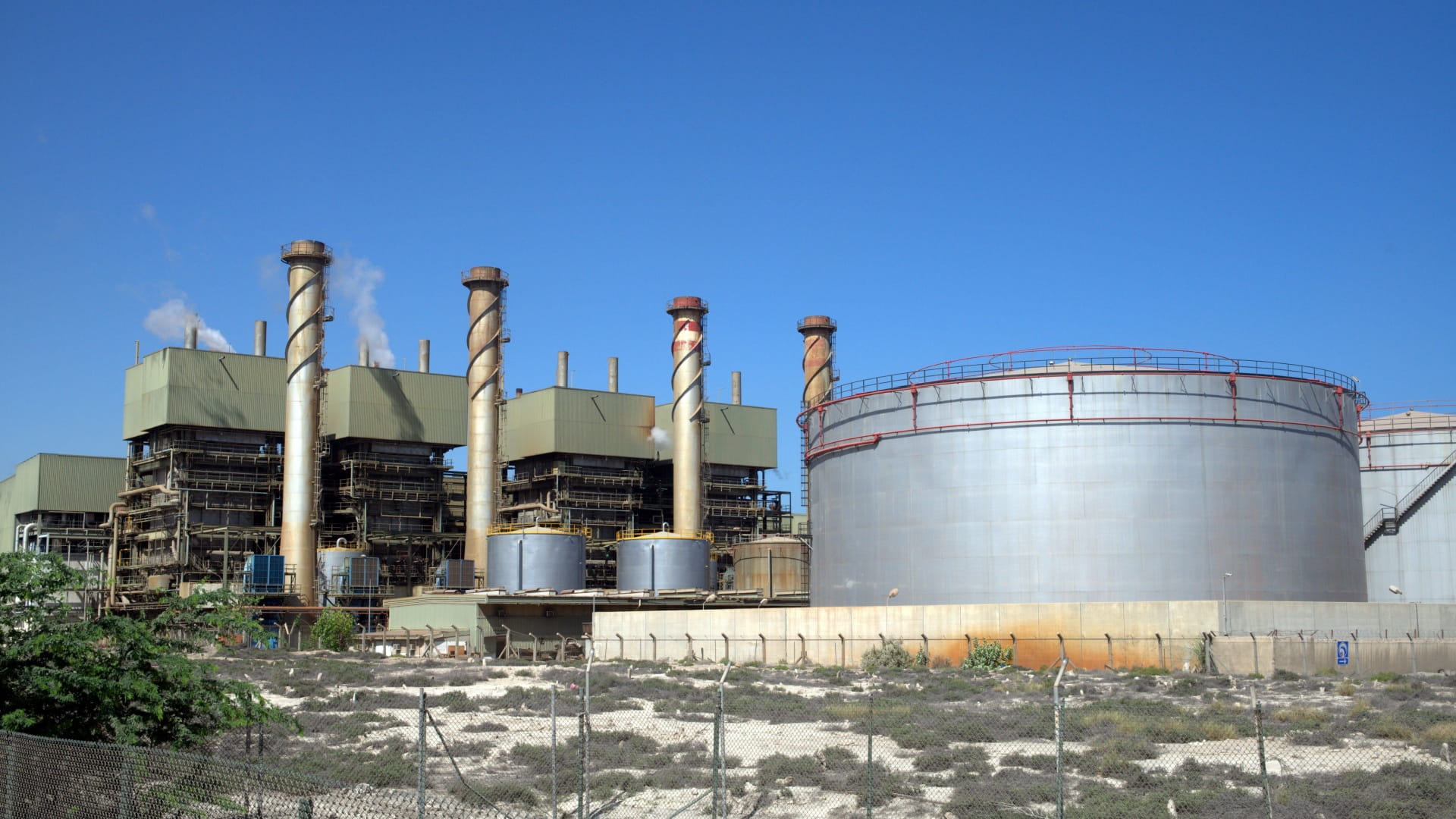 إمارة الشارقة تحقق إنجازات بارزة في تحلية المياه وتنقيتها 