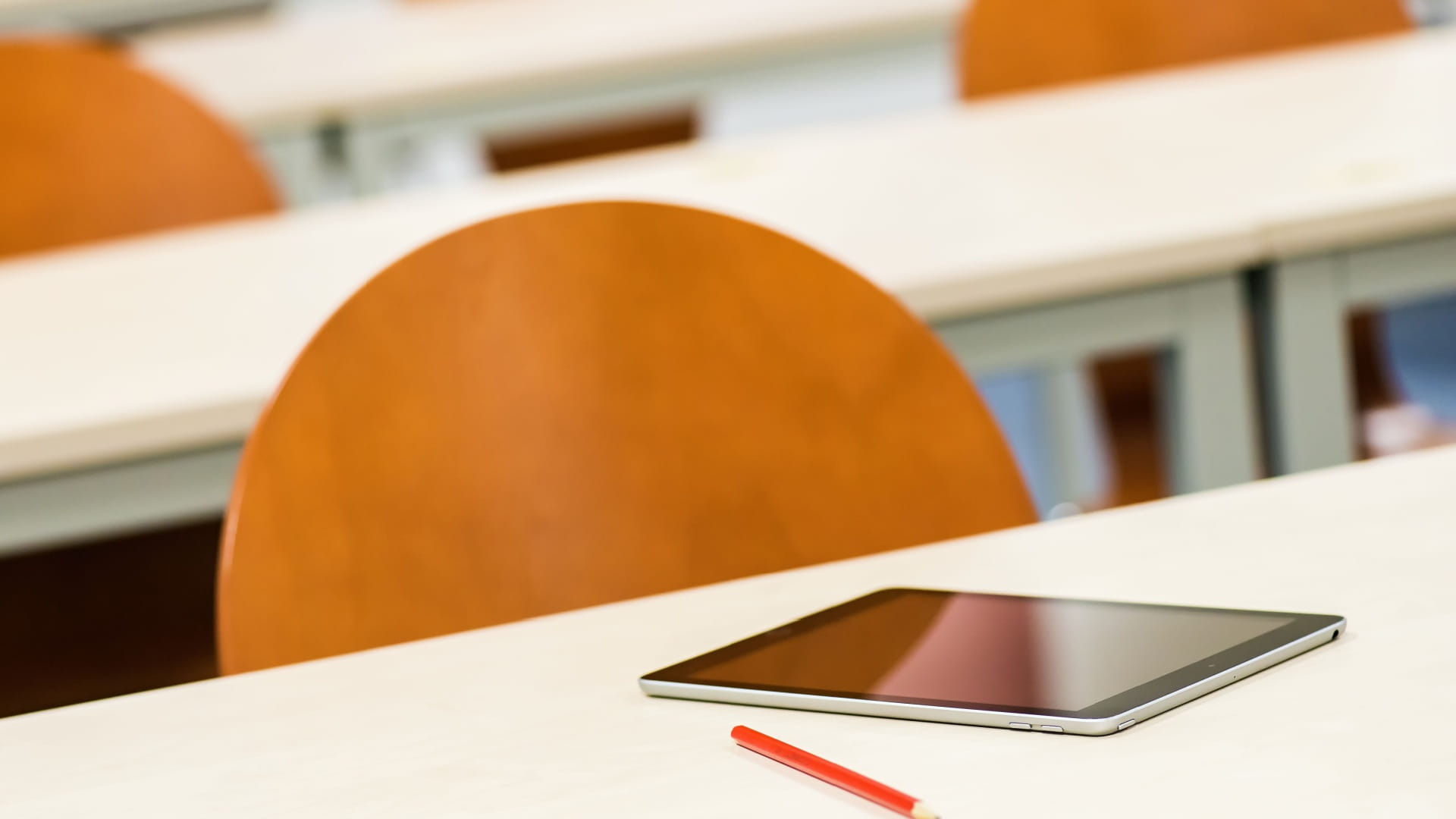 دمج التكنولوجيا في الفصول الدراسية يُحدث نقلة نوعية في التعليم 