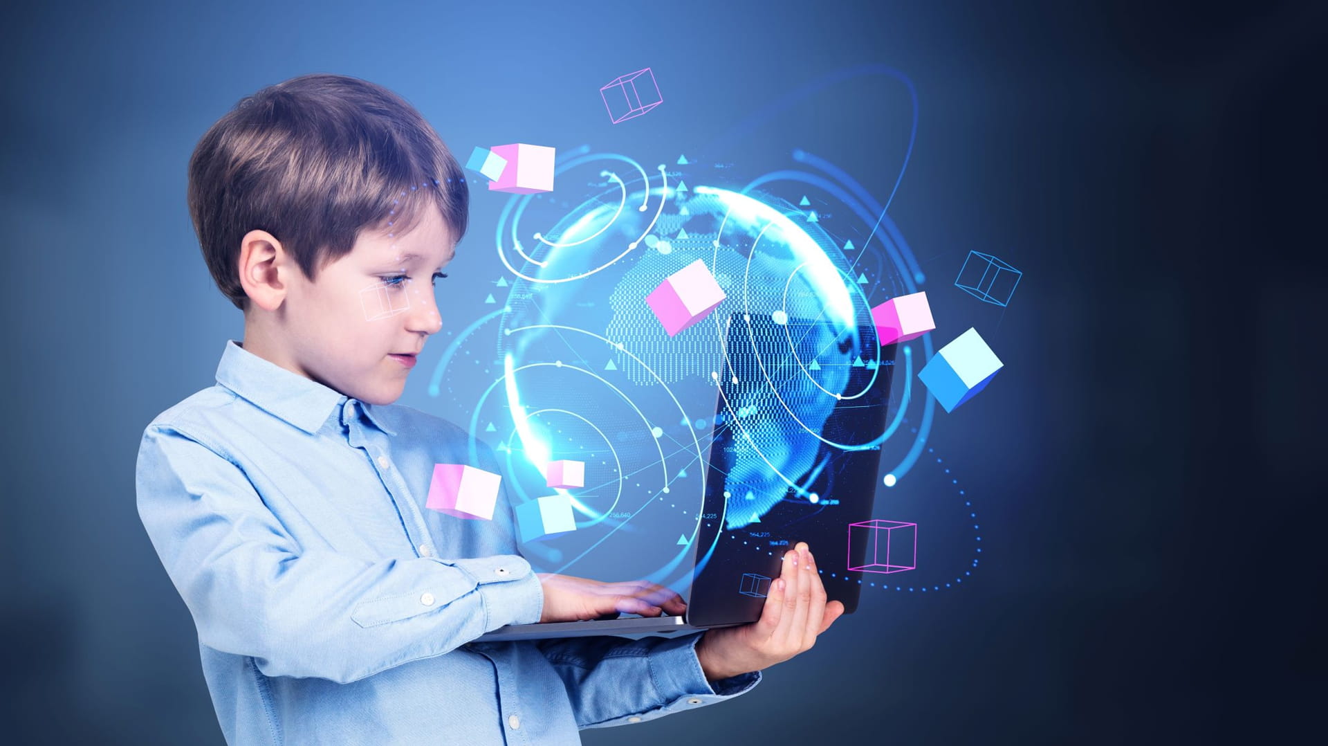 "جائزة الشارقة للاتصال" تُعد قادة إعلام متسلحين بتقنيات العصر للمستقبل 