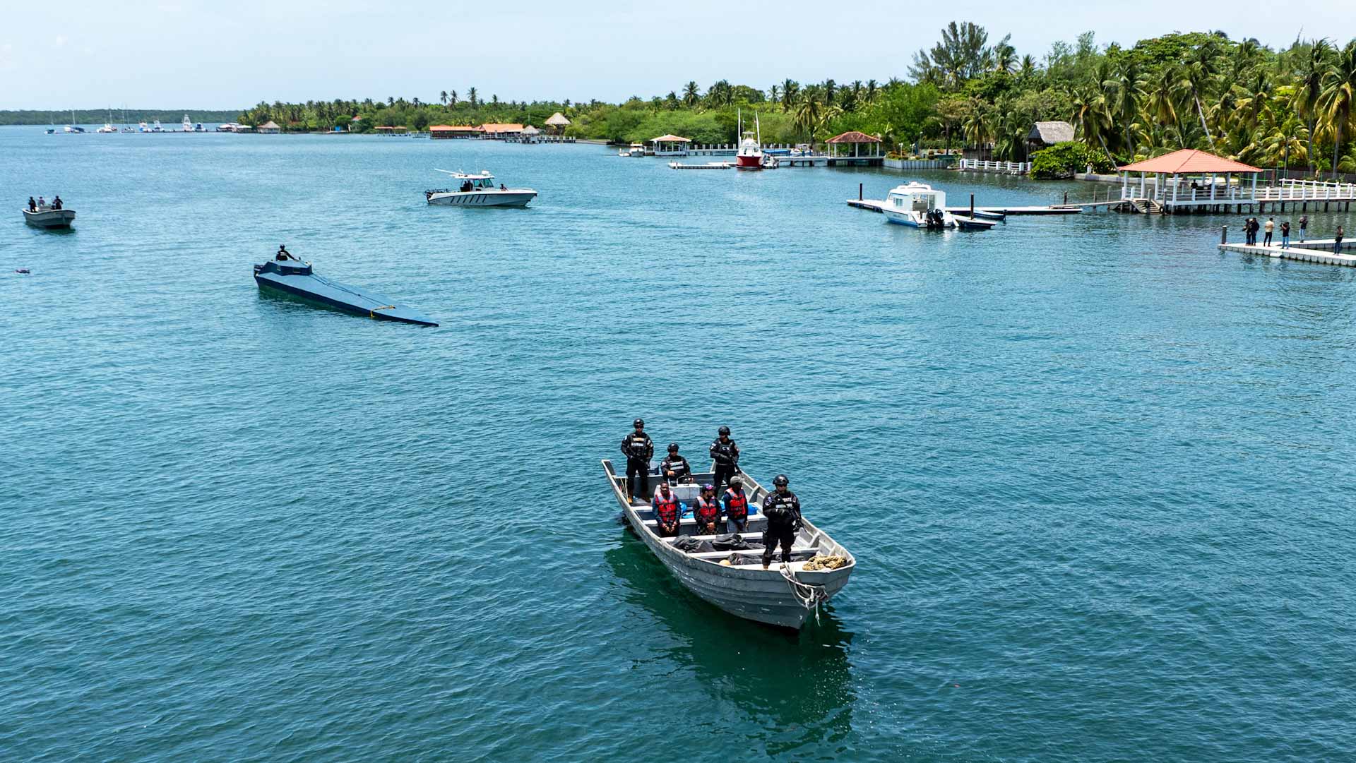 في حربها ضد المخدرات..السلفادور تصادر غواصة محملة بـ 1.3 طن كوكايين