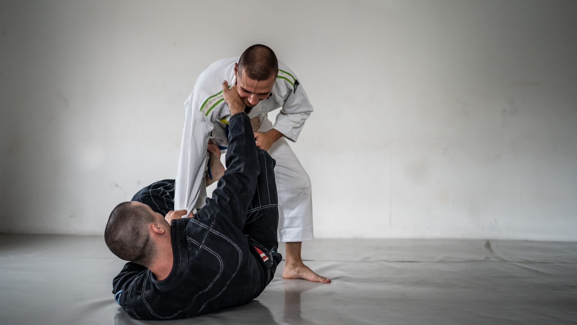 رياضة الجوجيتسو في الشارقة تنمية للمهارات وروح التحدي 