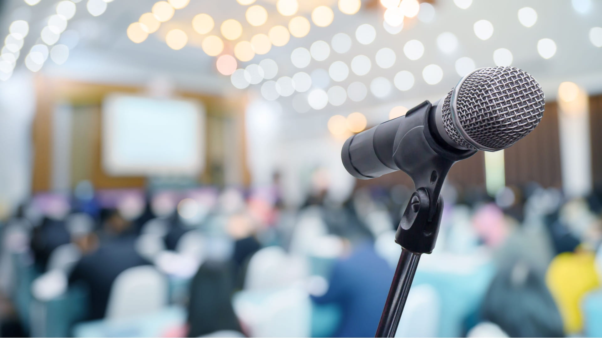 ملتقى الشارقة الدولي للراوي مناسبة سنوية تحتفي بفن الحكاية 