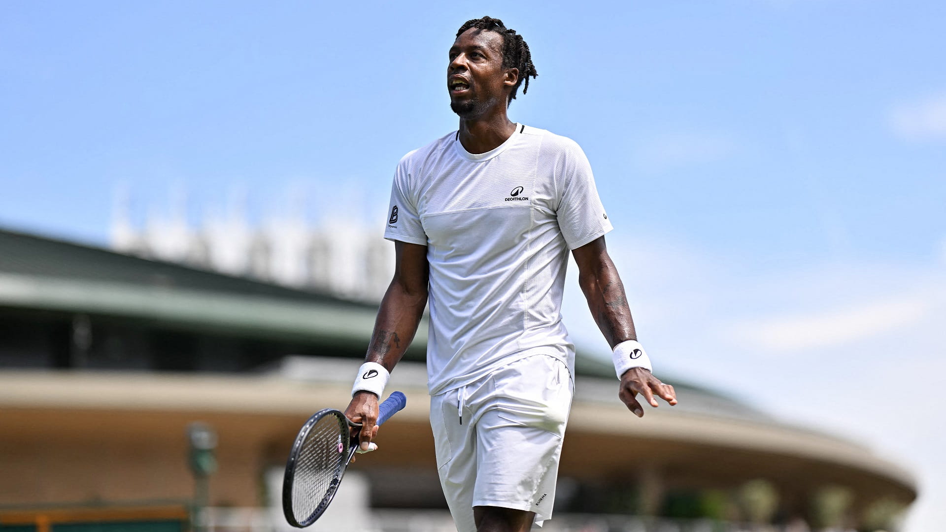 الفرنسي مونفيس يودع بطولة واشنطن من الدور الأول  