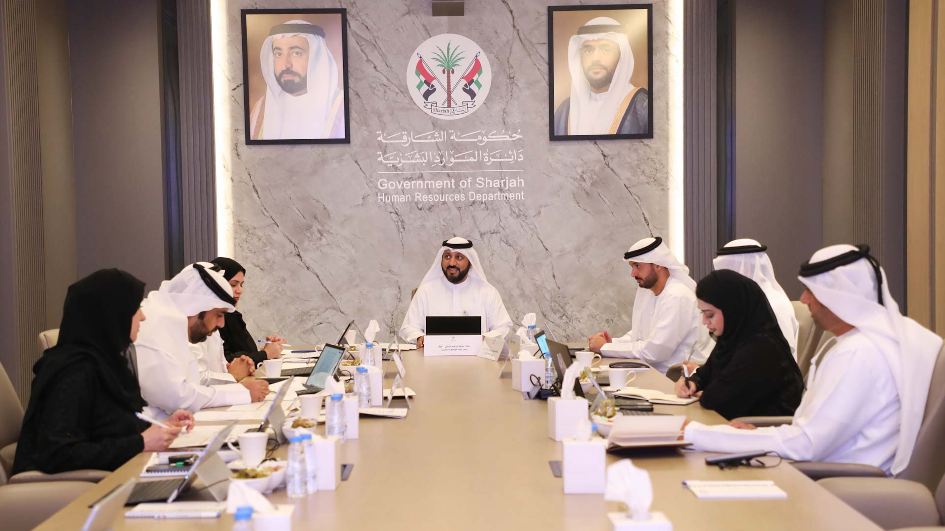 لجنة الهياكل بالشارقة تناقش هيكلي "دار الوثائق" و "القرآن والسنة" 