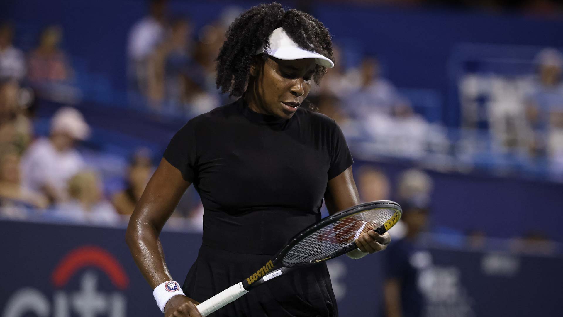 المخضرمة الأميركية فينوس وليامز تودع بطولة واشنطن  