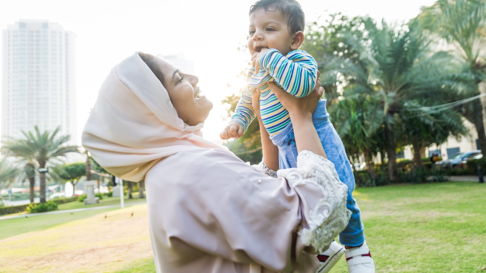 الشارقة تدعم ثقافة الرضاعة الطبيعية بين الأمهات بخطى ثابتة 