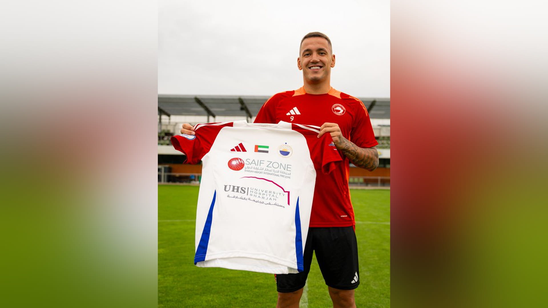 الشارقة يتعاقد مع المهاجم الألباني ري ماناي لموسمين 