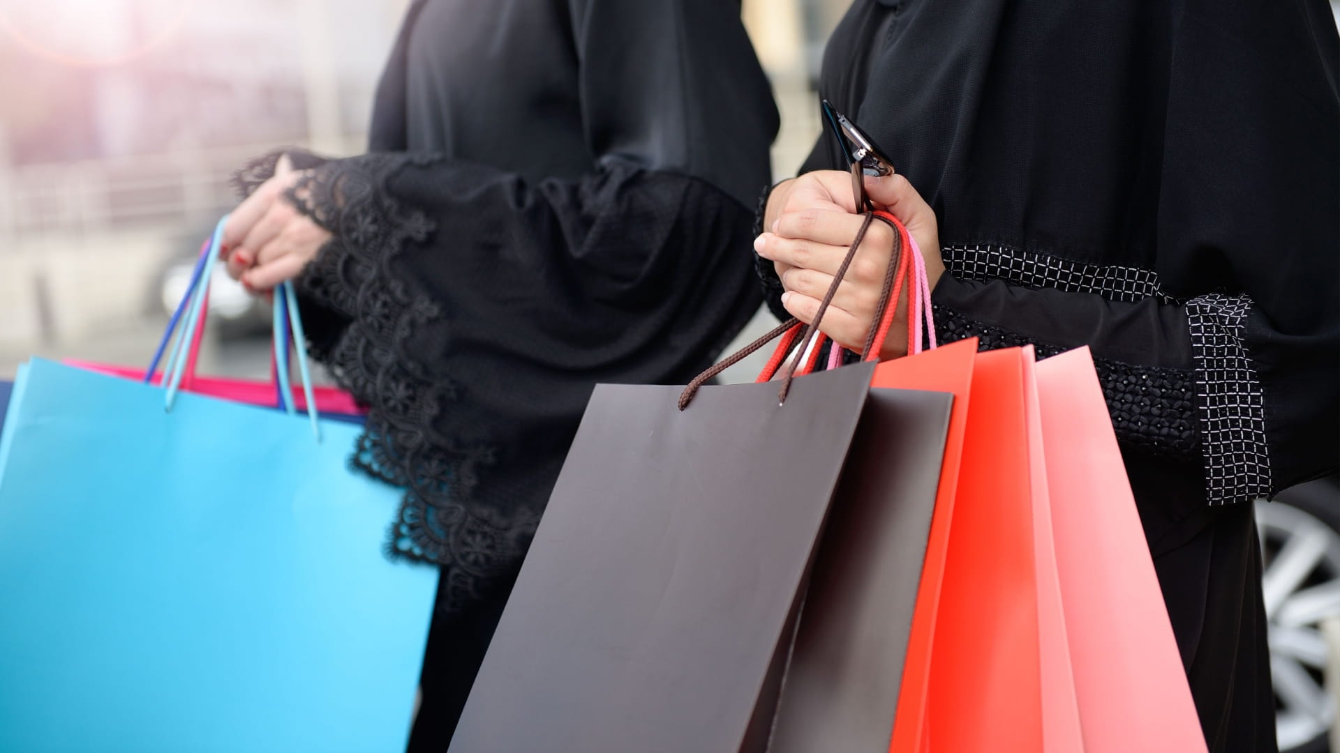 مهرجان المُدام تظاهرة سنوية تجمع التسوق والترفيه والهوية المحلية 