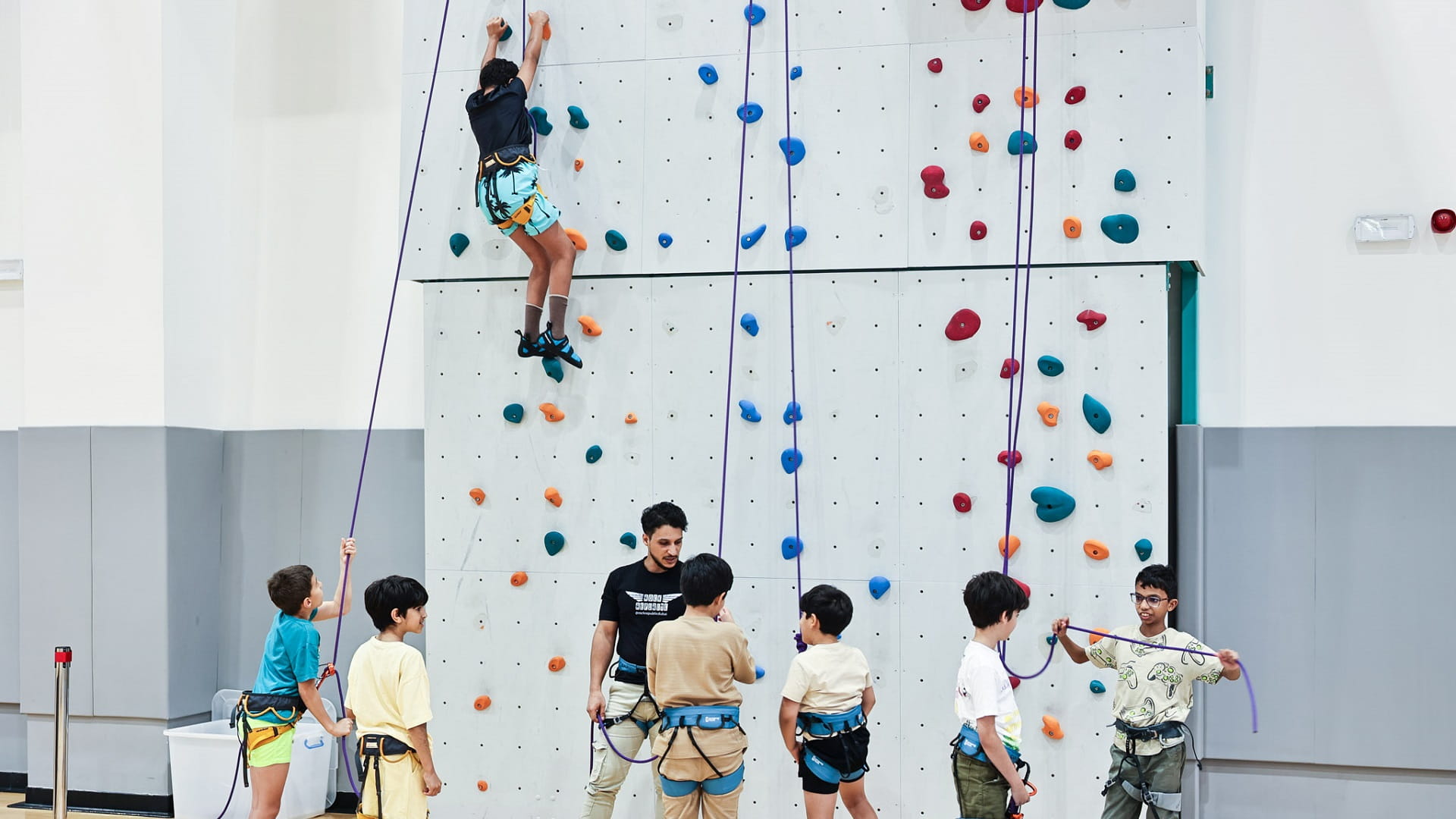 صورة بعنوان: "أطفال الشارقة" تقدم أكثر من 110 برامج خلال النصف الأول من 2025 