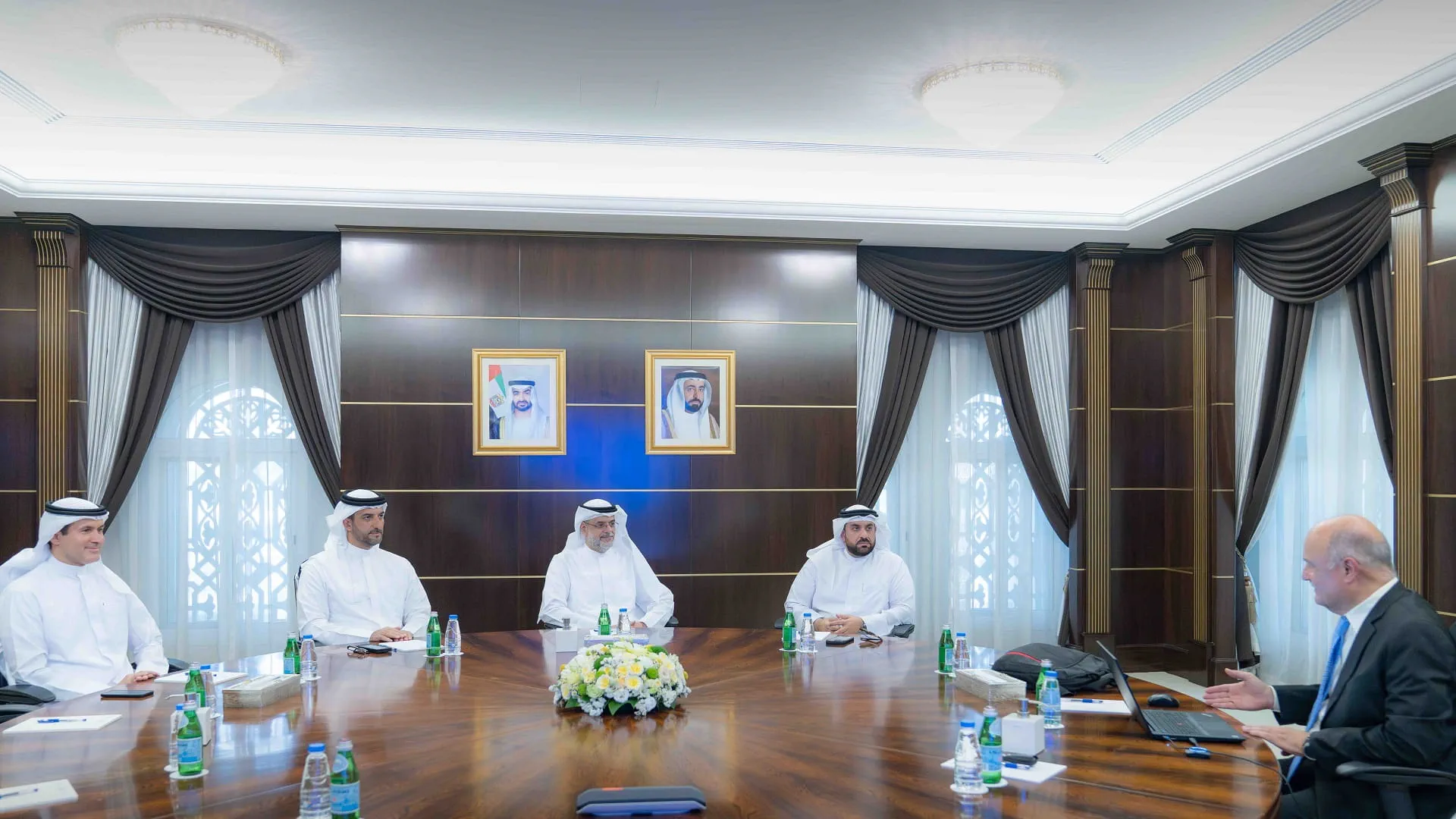 Sharjah Crown Prince discusses energy sector developments