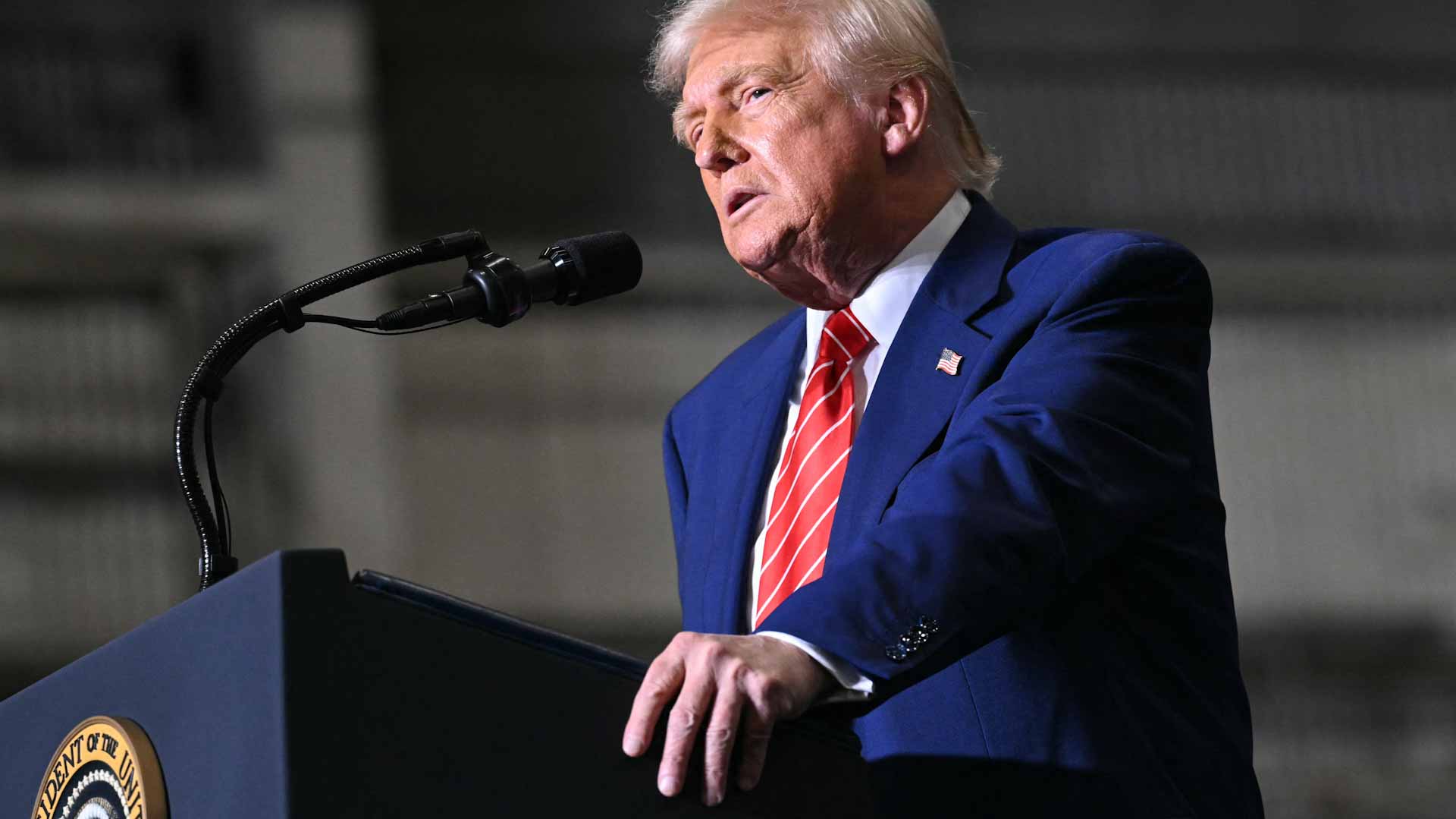 ترامب يعلن: لن نسمح بأي تخصيب لليورانيوم في إيران  