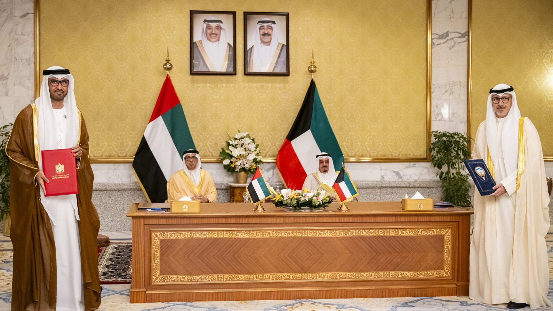 UAE, Kuwait sign MoUs to boost cooperation