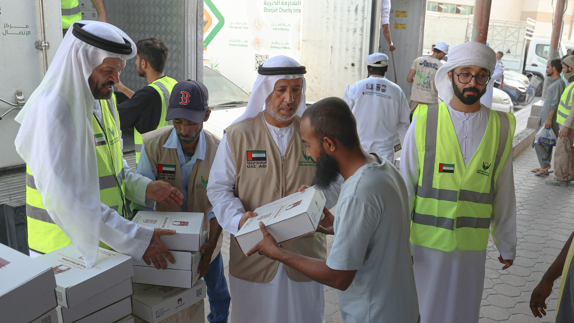 Sharjah Charity distributes 20,000 Iftar meals on Day of Arafat 