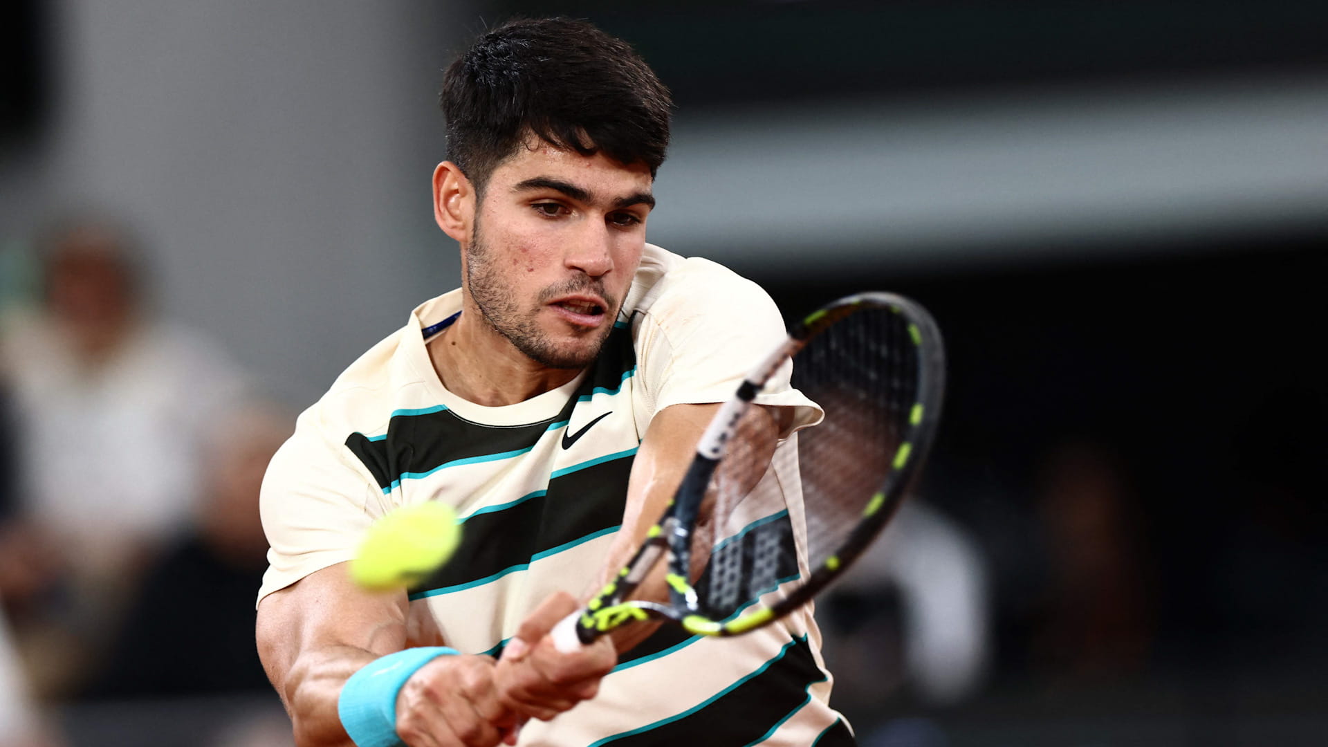 الإسباني ألكاراز يتأهل إلى نهائي بطولة فرنسا المفتوحة للتنس 