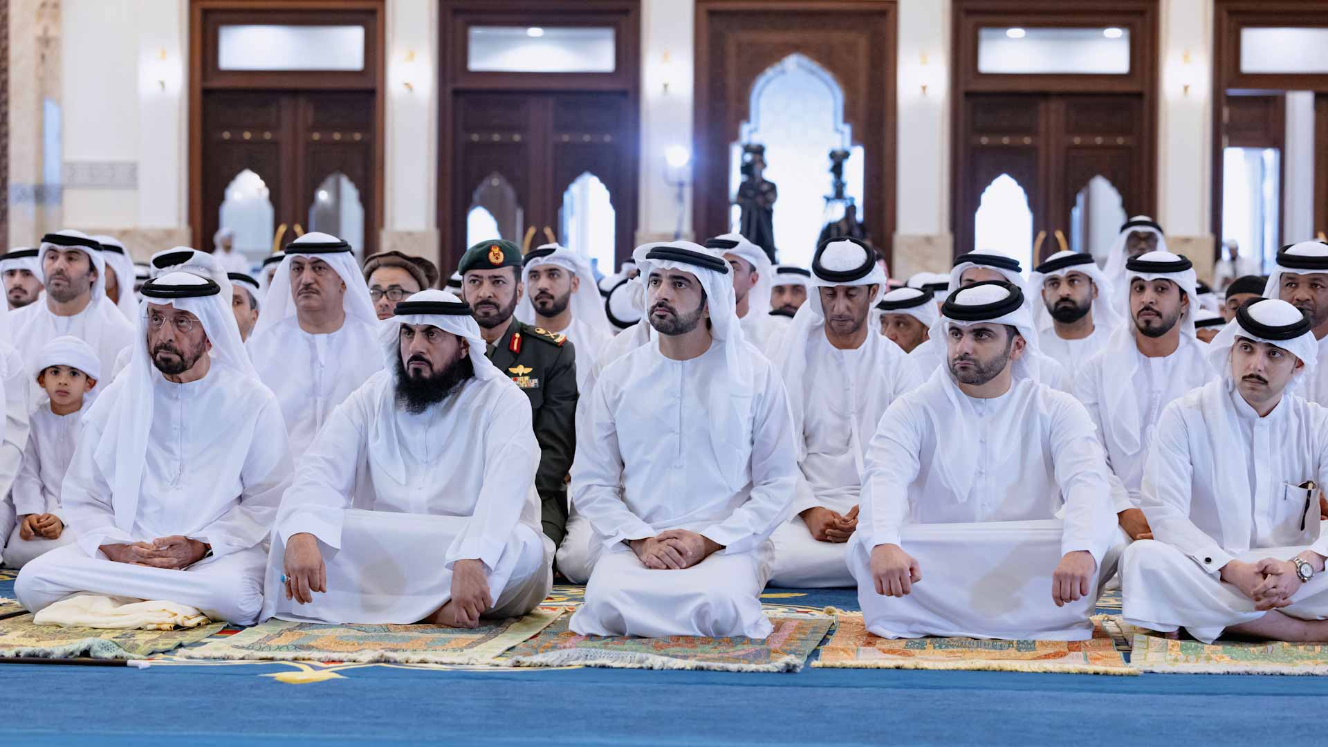 Hamdan bin Mohammed performs Eid Al Adha prayer  