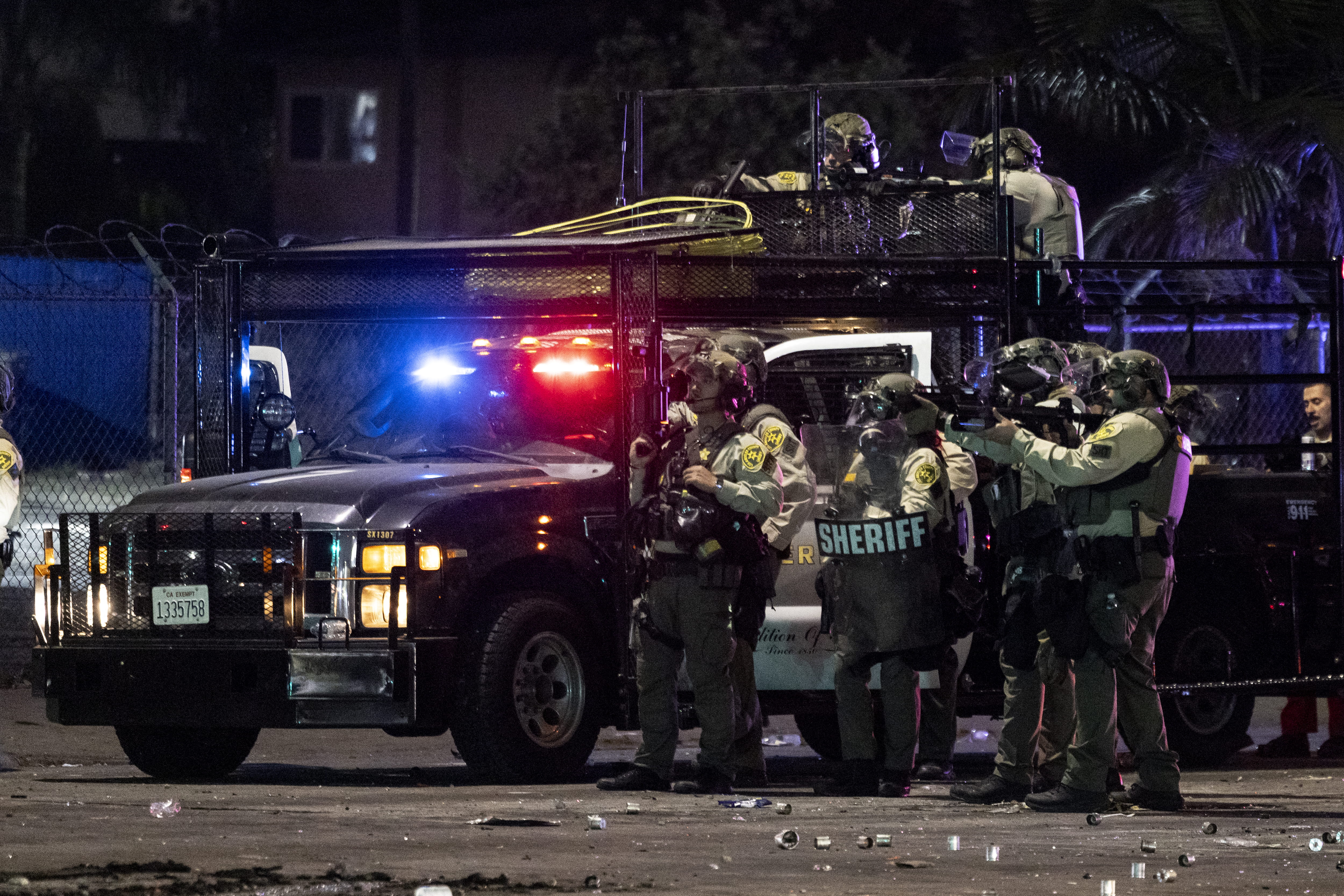  ترامب يأمر بنشر الحرس الوطني مع استمرار احتجاجات لوس أنجليس 