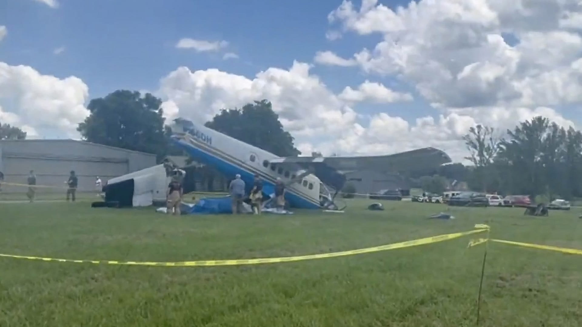 No deaths as plane with 20 aboard crashes in Tennessee