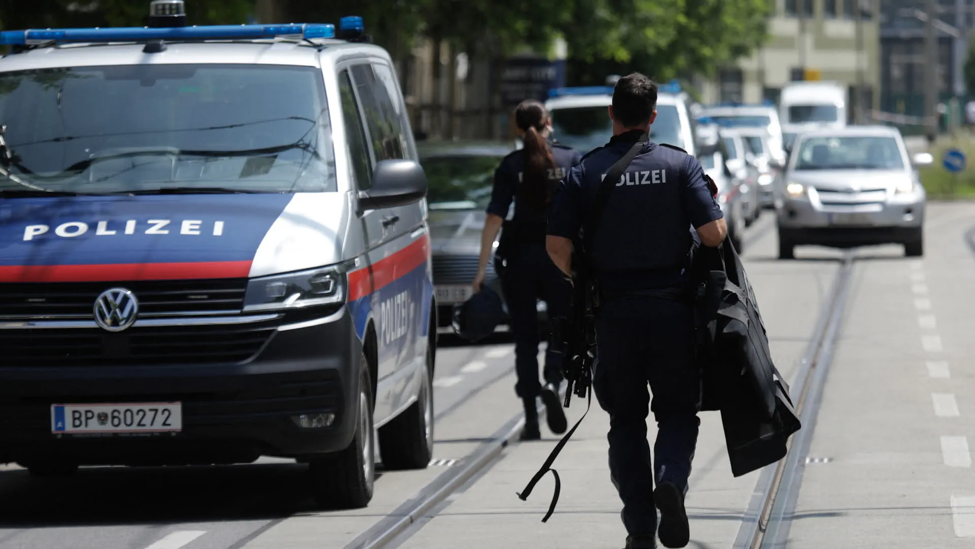 Shooter kills ten people at Austrian school