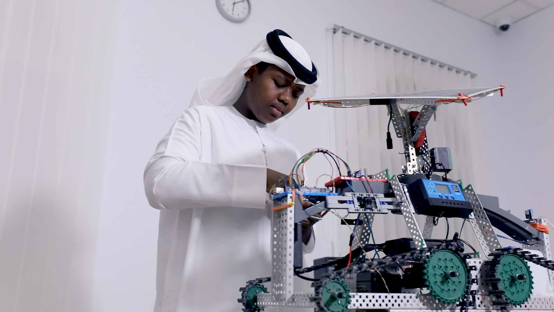 "الشرقية من كلباء" تطلق 3 برامج جديدة تدعم المجتمع والتعليم 