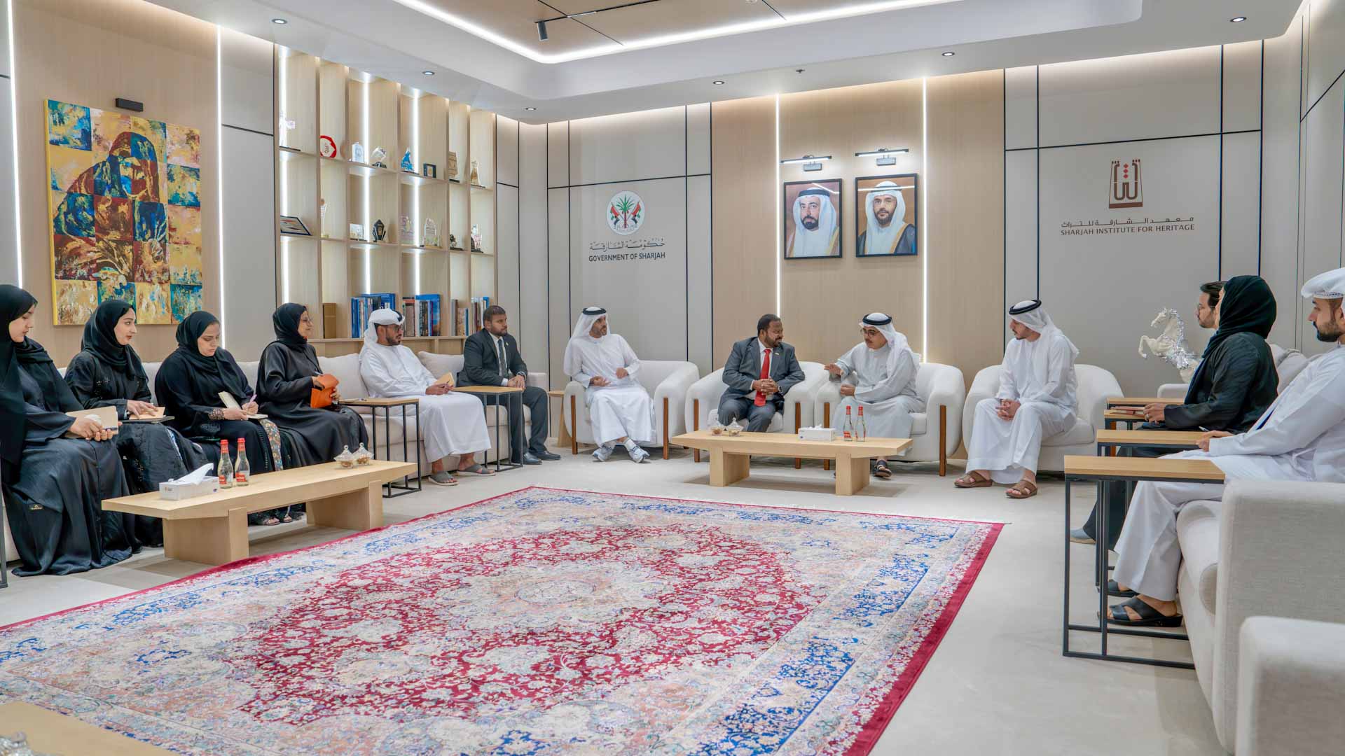 معهد الشارقة للتراث يستقبل سفير المالديف ويحتفي بالترابط الثقافي  