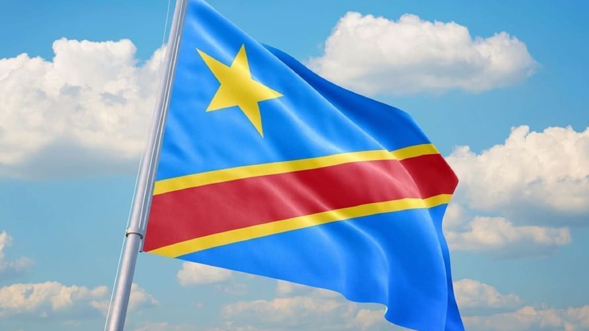 مقتل 30 شخصاً بغرق قارب في بحيرة تومبا بالكونغو