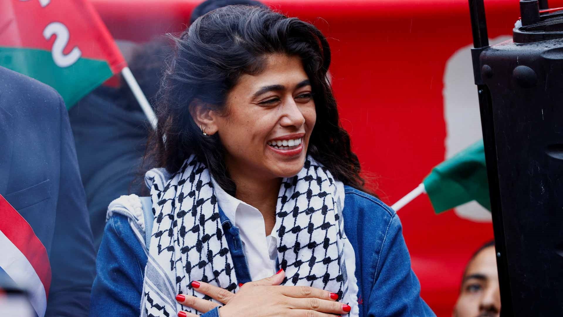 إسرائيل تعتزم ترحيل 8 نشطاء بينهم نائبة فرنسية بالبرلمان الأوروبي 