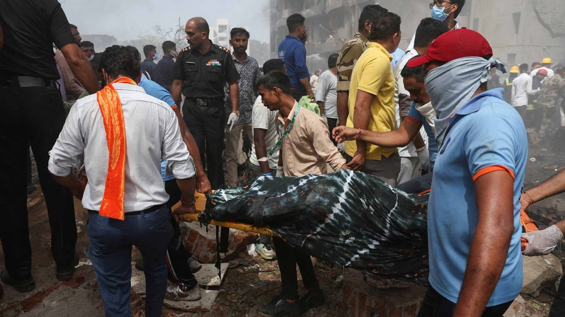 السلطات الهندية تعلن وفاة 204 أشخاص في حادث تحطم الطائرة 