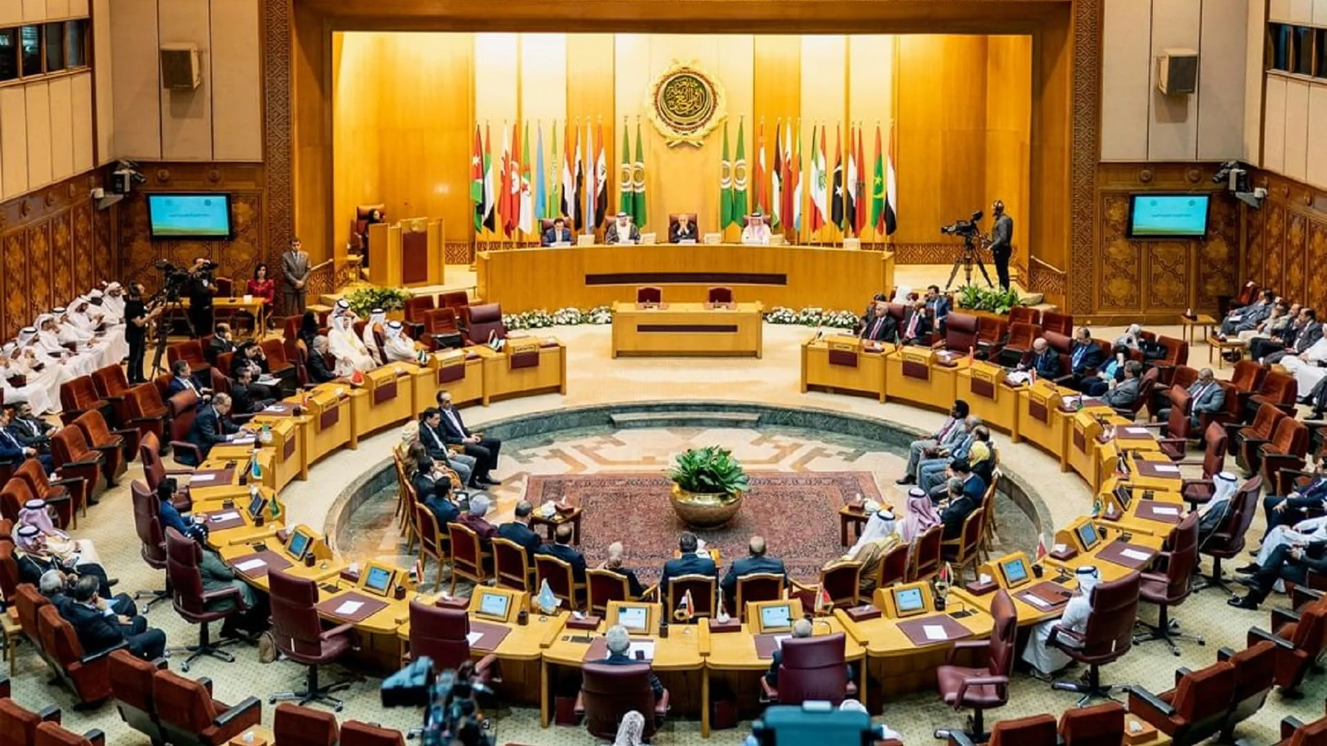 الجامعة العربية تدين الهجمات الإسرائيلية على إيران 