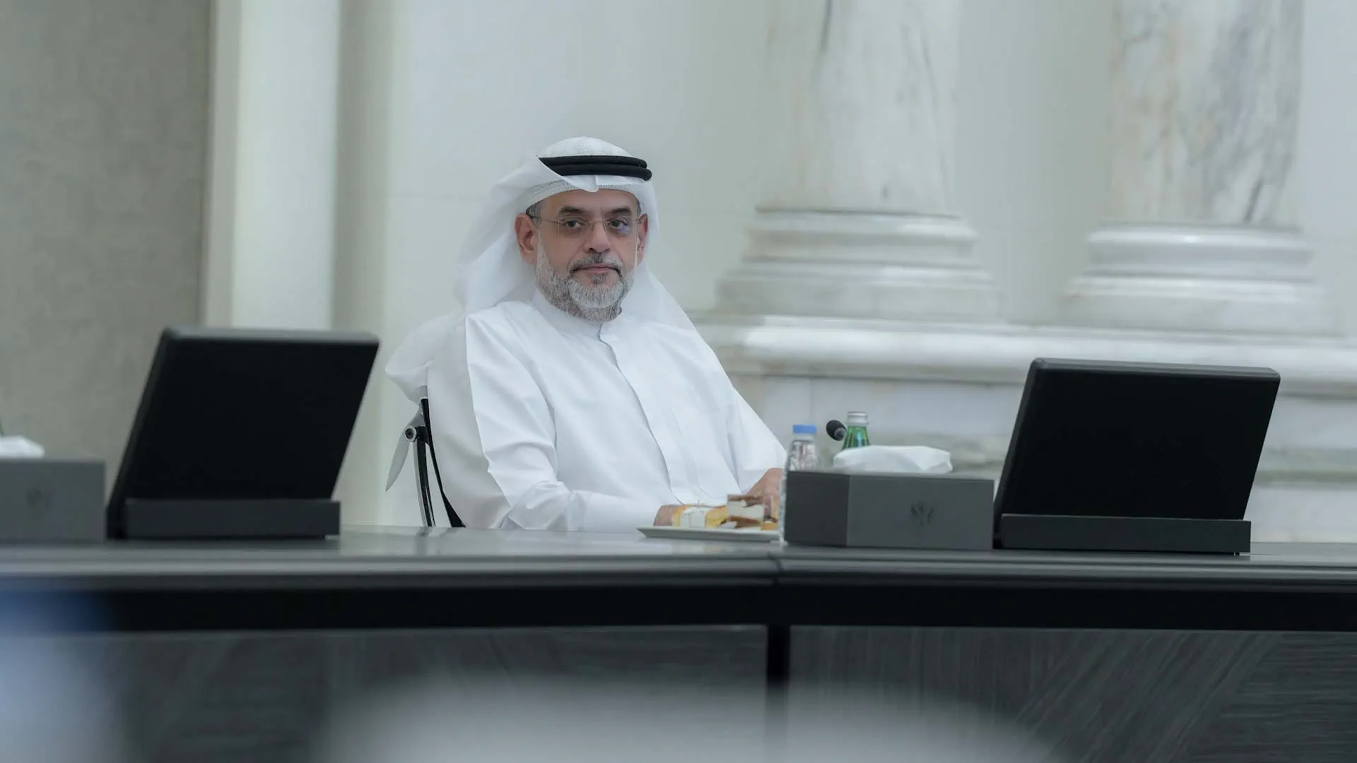 Sharjah Crown Prince chairs SEC meeting