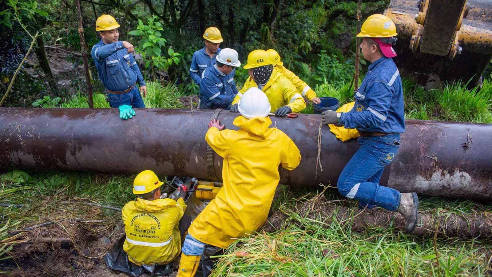  الإكوادور توقف ضخ النفط عبر خط أنابيب رئيسي بعد تصدعه 