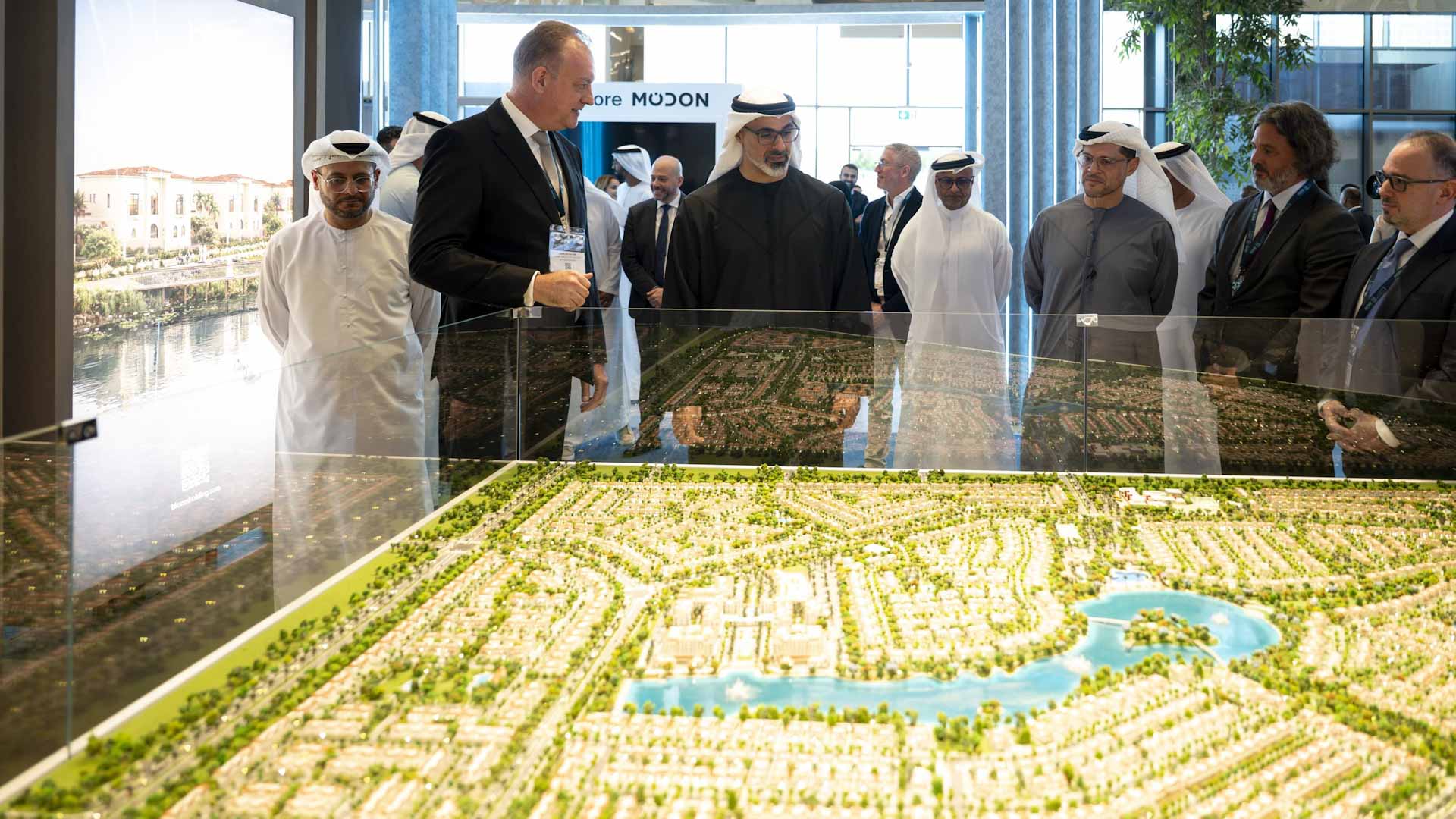 Khaled bin Mohamed attends Abu Dhabi Infrastructure Summit 