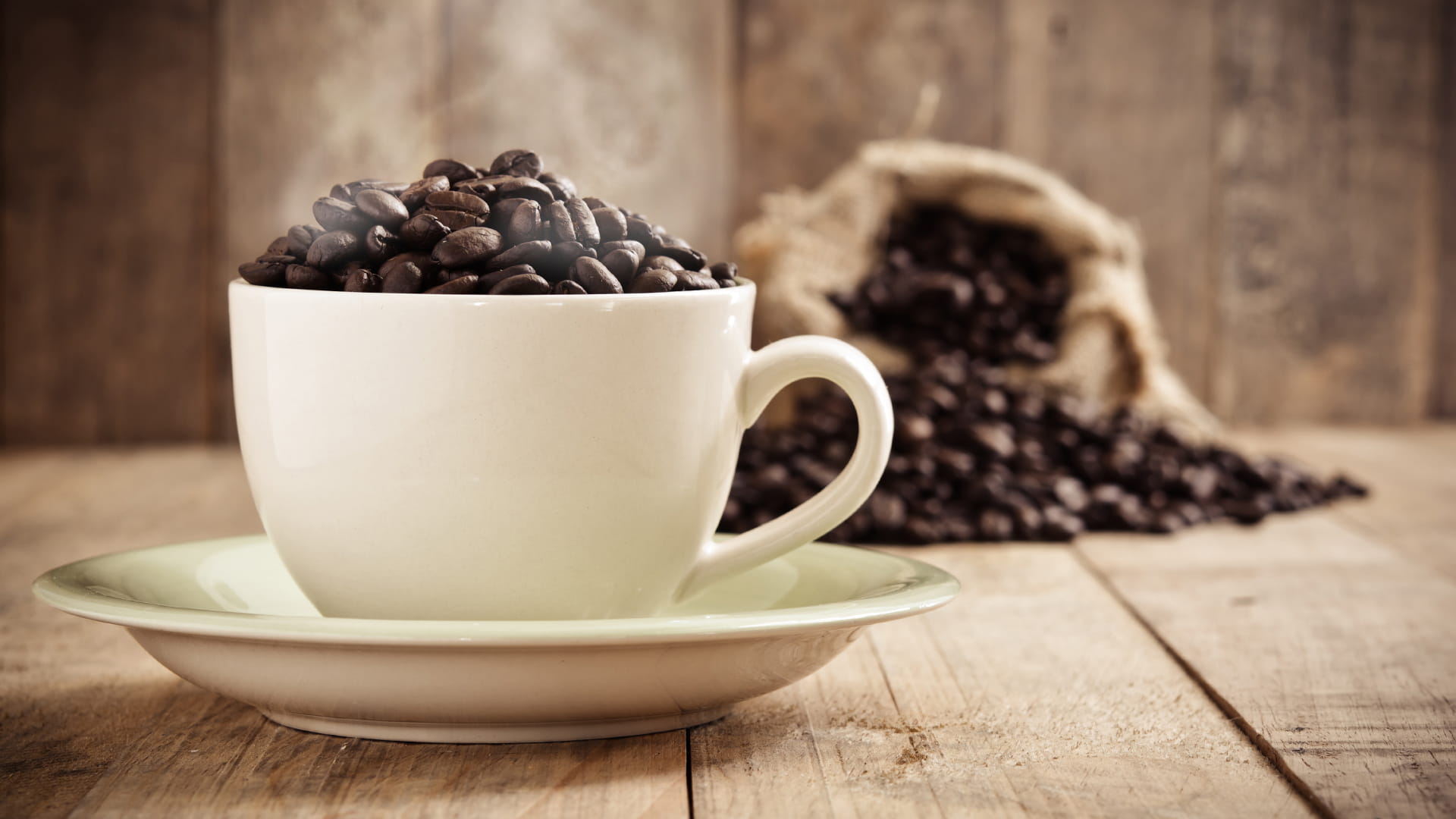 بشرى لعشاق القهوة.. مركب في البن يساعد في الوقاية من نوبات قلبية 