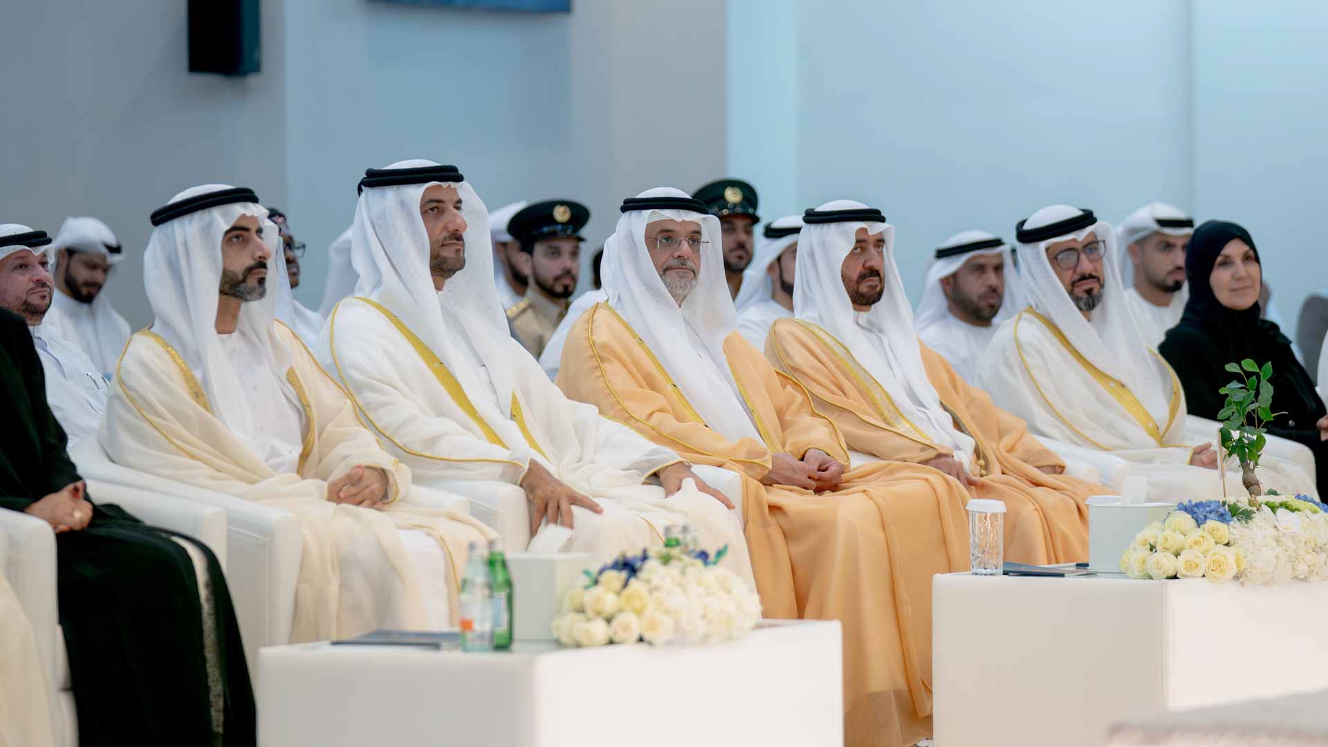 صورة بعنوان: <span class="scChromeData">{"commands":[{"click":"chrome:common:edititem({command:\"webedit:open\"})","header":"Edit the related item","icon":"/temp/iconcache/office/16x16/cubes.png","disabledIcon":"/temp/cubes_disabled16x16.png","isDivider":false,"tooltip":"Edit the related item in the Content Editor.","type":"common"},{"click":"chrome:rendering:personalize({command:\"webedit:personalize\"})","header":"Personalize","icon":"/temp/iconcache/office/16x16/users_family.png","disabledIcon":"/temp/users_family_disabled16x16.png","isDivider":false,"tooltip":"Create or edit personalization for this component.","type":"sticky"},{"click":"chrome:rendering:editvariations({command:\"webedit:editvariations\"})","header":"Edit variations","icon":"/temp/iconcache/office/16x16/windows.png","disabledIcon":"/temp/windows_disabled16x16.png","isDivider":false,"tooltip":"Edit the variations.","type":"sticky"}],"contextItemUri":"sitecore://master/{F879C514-6C8C-450D-97A7-C5424EC03F9B}?lang=ar&ver=1","custom":{},"displayName":"Title","expandedDisplayName":"This is require field and Maximum 90 character is allow"}</span><span sc_parameters="prevent-line-break=true" class="scWebEditInput scEnabledChrome" id="fld_F879C5146C8C450D97A7C5424EC03F9B_E873DAB3C3324E8EB106973D9F53F5B7_ar_1_6b4d2a4f794445c7b9fa67b0308b537d_1622_edit" contenteditable="true" scdefaulttext="[No text in field]" scfieldtype="single-line text" sc-part-of="field">ولي عهد الشارقة يكرم الفائزين بجائزة الشارقة للعمل التطوعي </span>_587A5F4EB0C243D98FEA0CC592FBD878