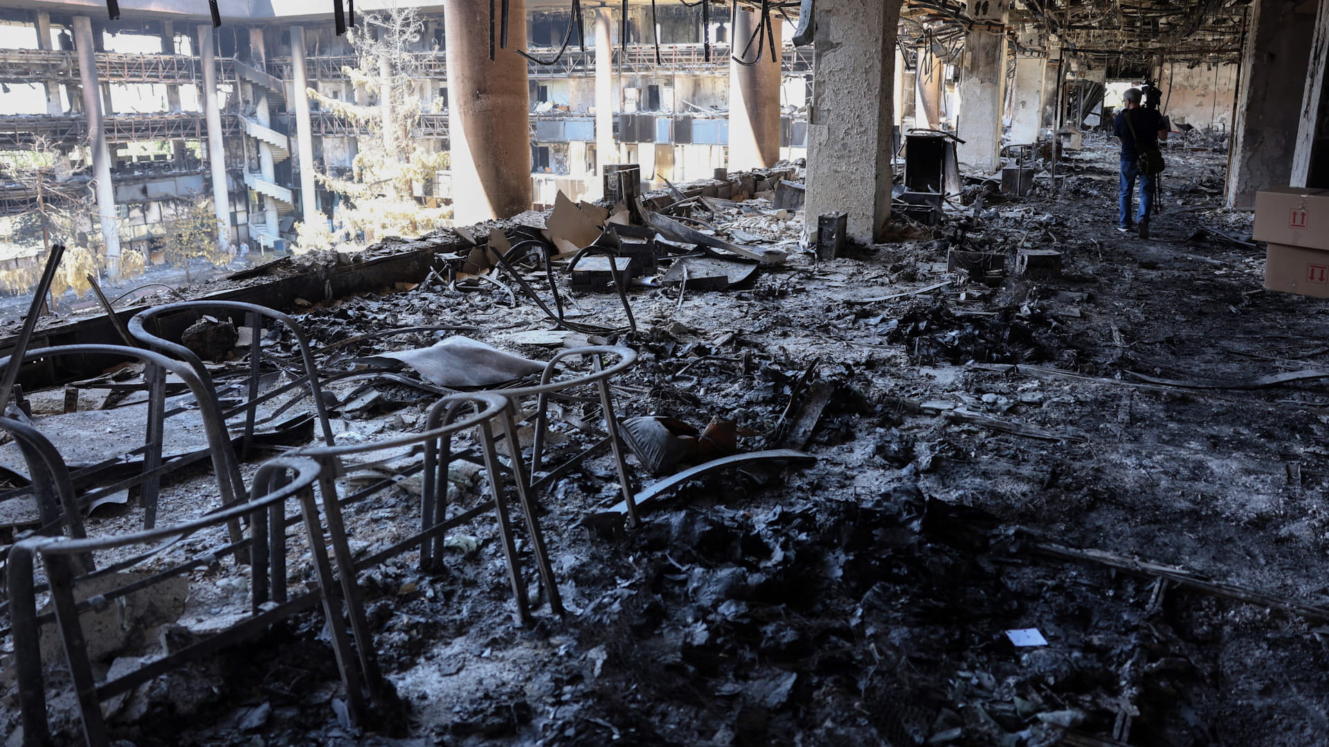 الجيش الإسرائيلي يستهدف منشأتين نوويتين في إيران 