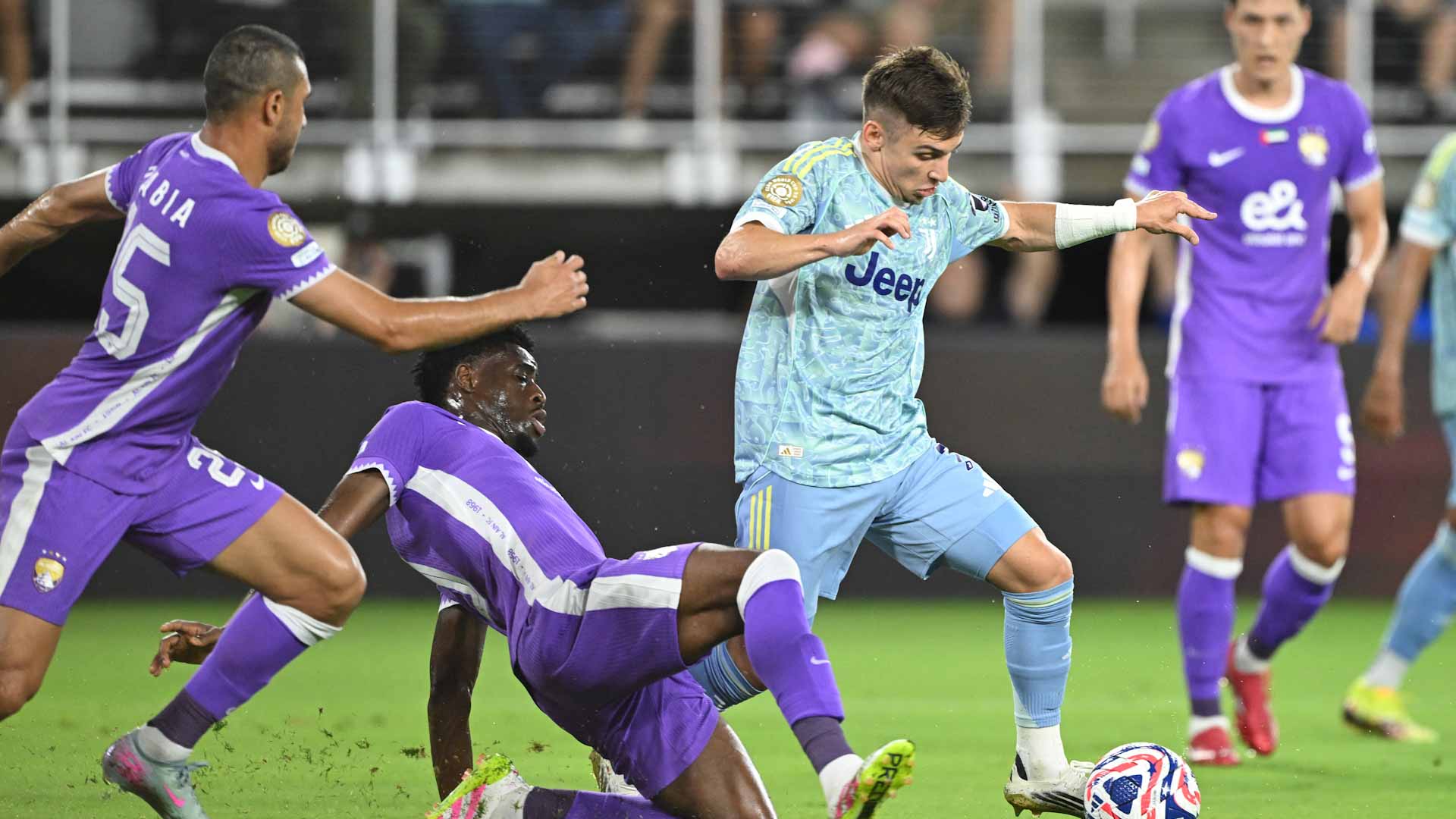 يوفنتوس الإيطالي يفوز على العين بخماسية في مونديال الأندية 