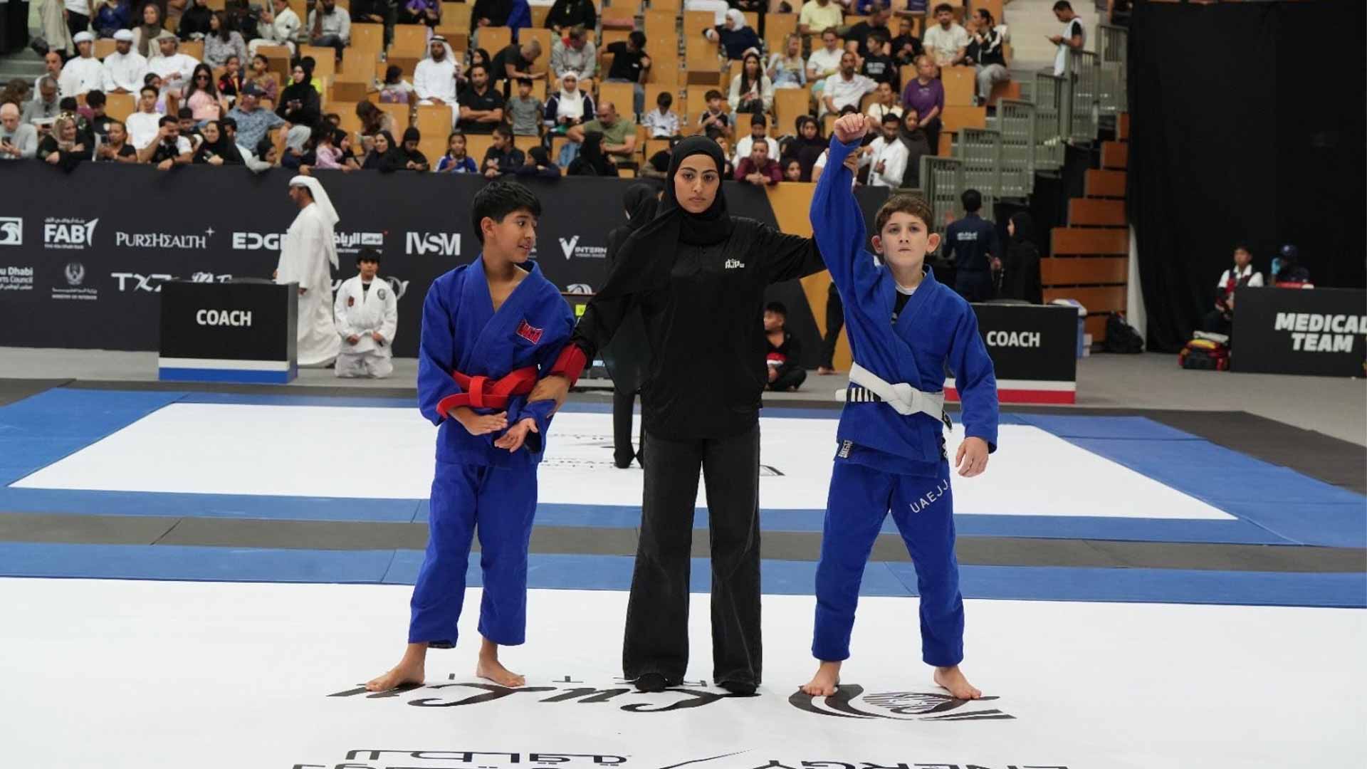 3 ذهبيات وفضيتان لفريق الحمرية للجوجيتسو في بطولة الإمارات الوطنية 