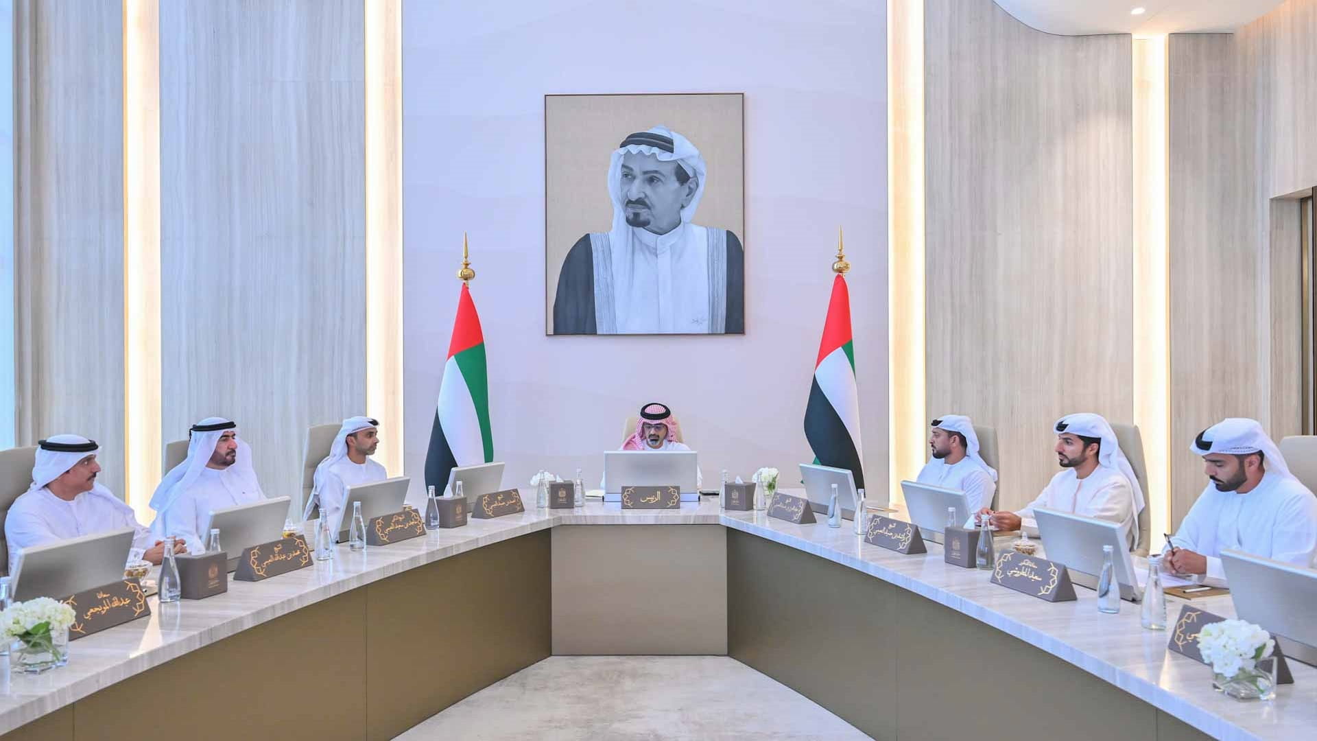 Ammar bin Humaid chairs Ajman Executive Council meeting 