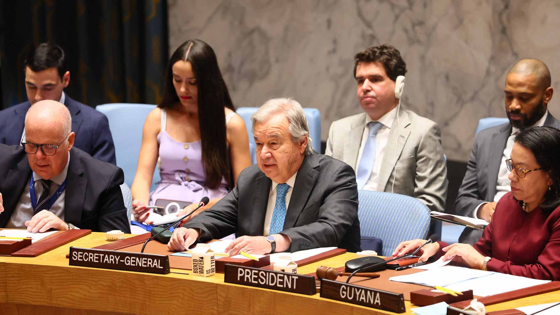 غوتيريش يدعو مجلس الأمن للتحرك فوراً لوقف الحرب وبدء مفاوضات جادة مع إيران 