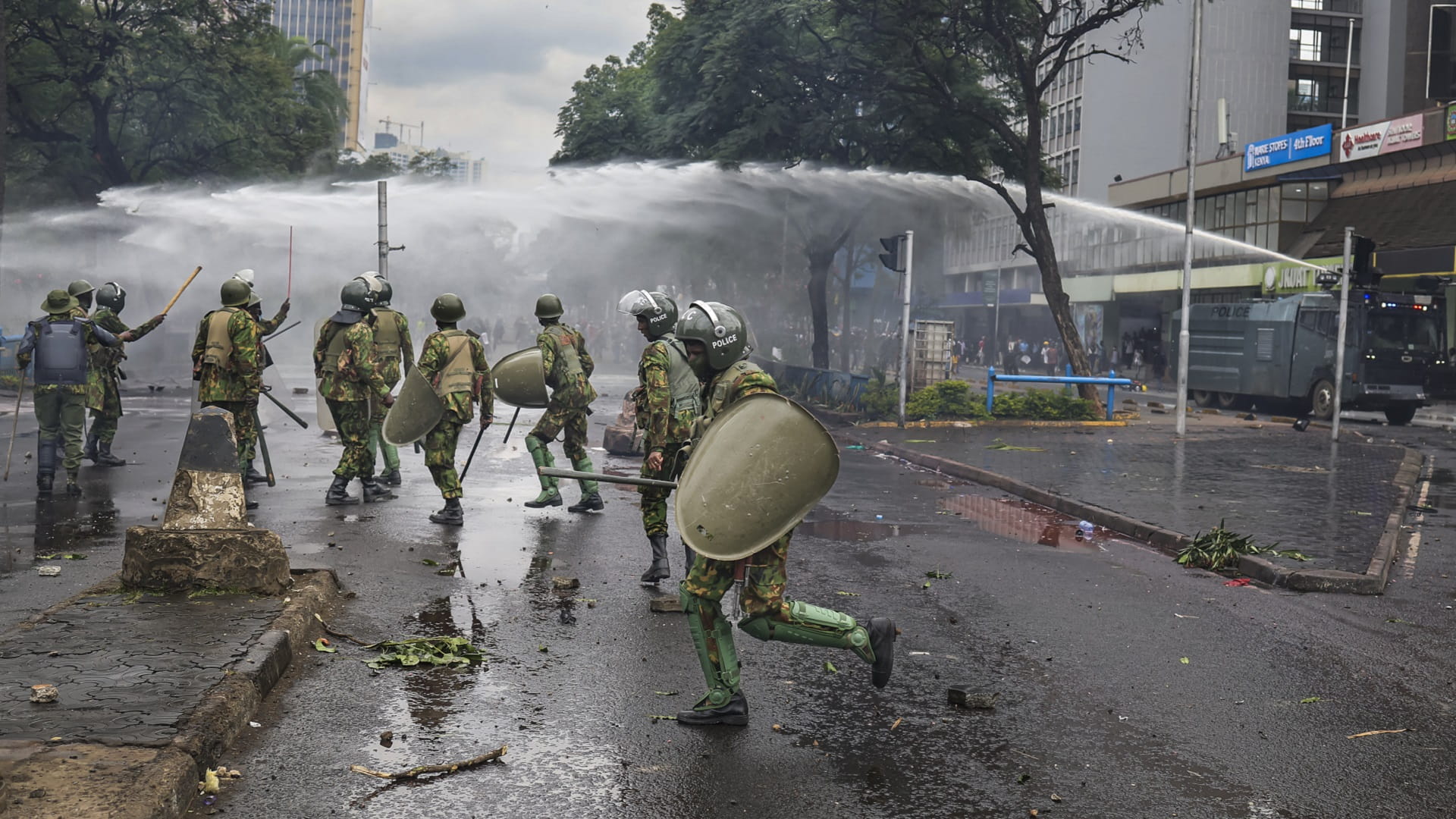 Eight killed, 400 injured in Kenya protests