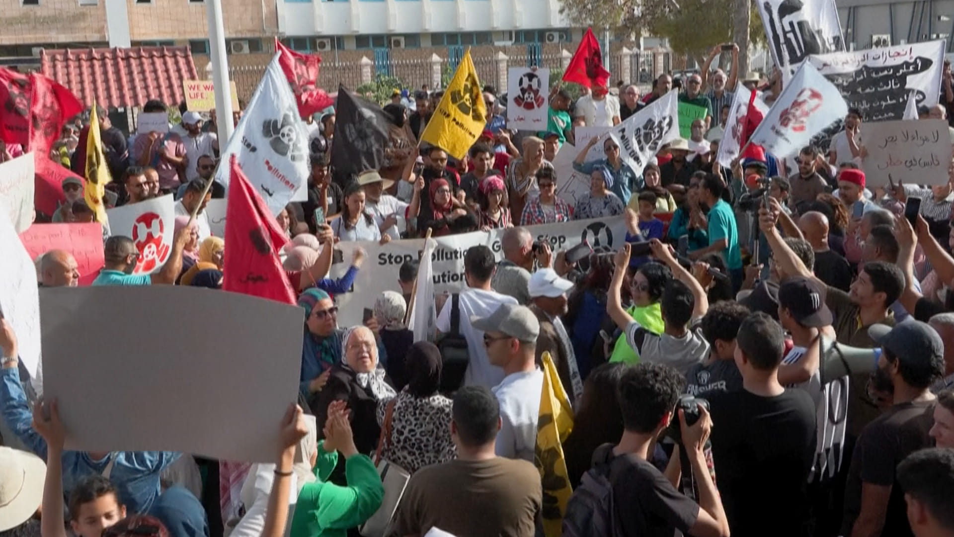 سكان قابس التونسية يطالبون بوضع حد للتلوث الصناعي 